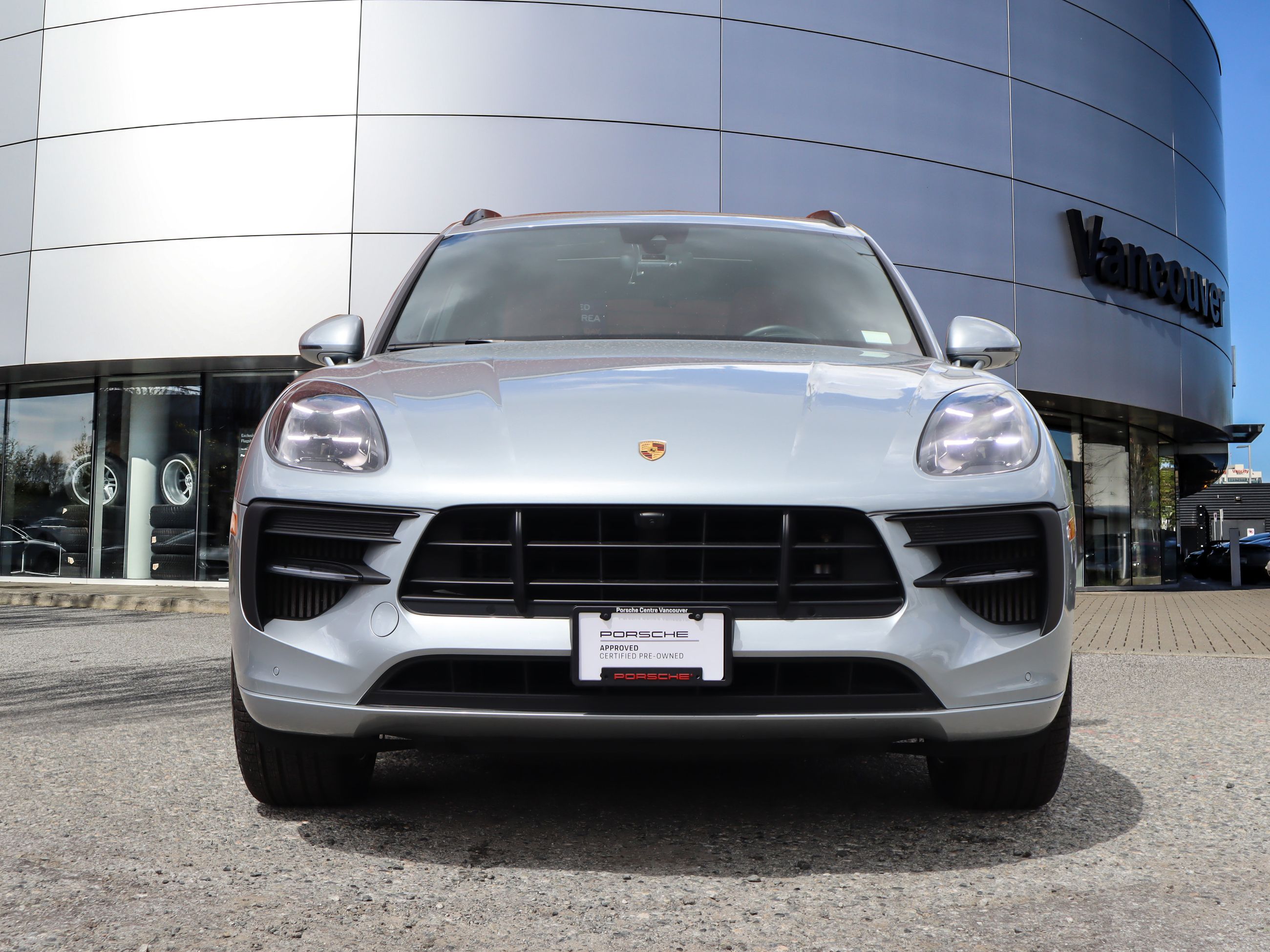 2021 Porsche Macan in Vancouver, British Columbia