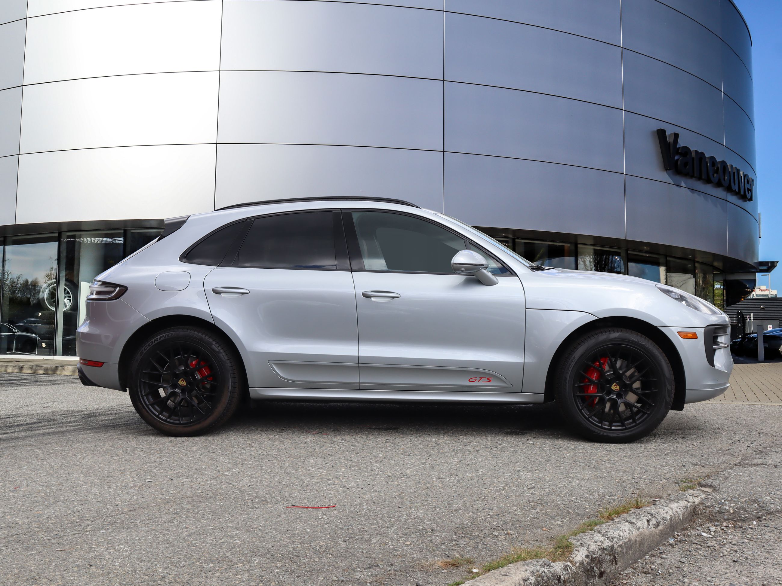 2021 Porsche Macan in Vancouver, British Columbia