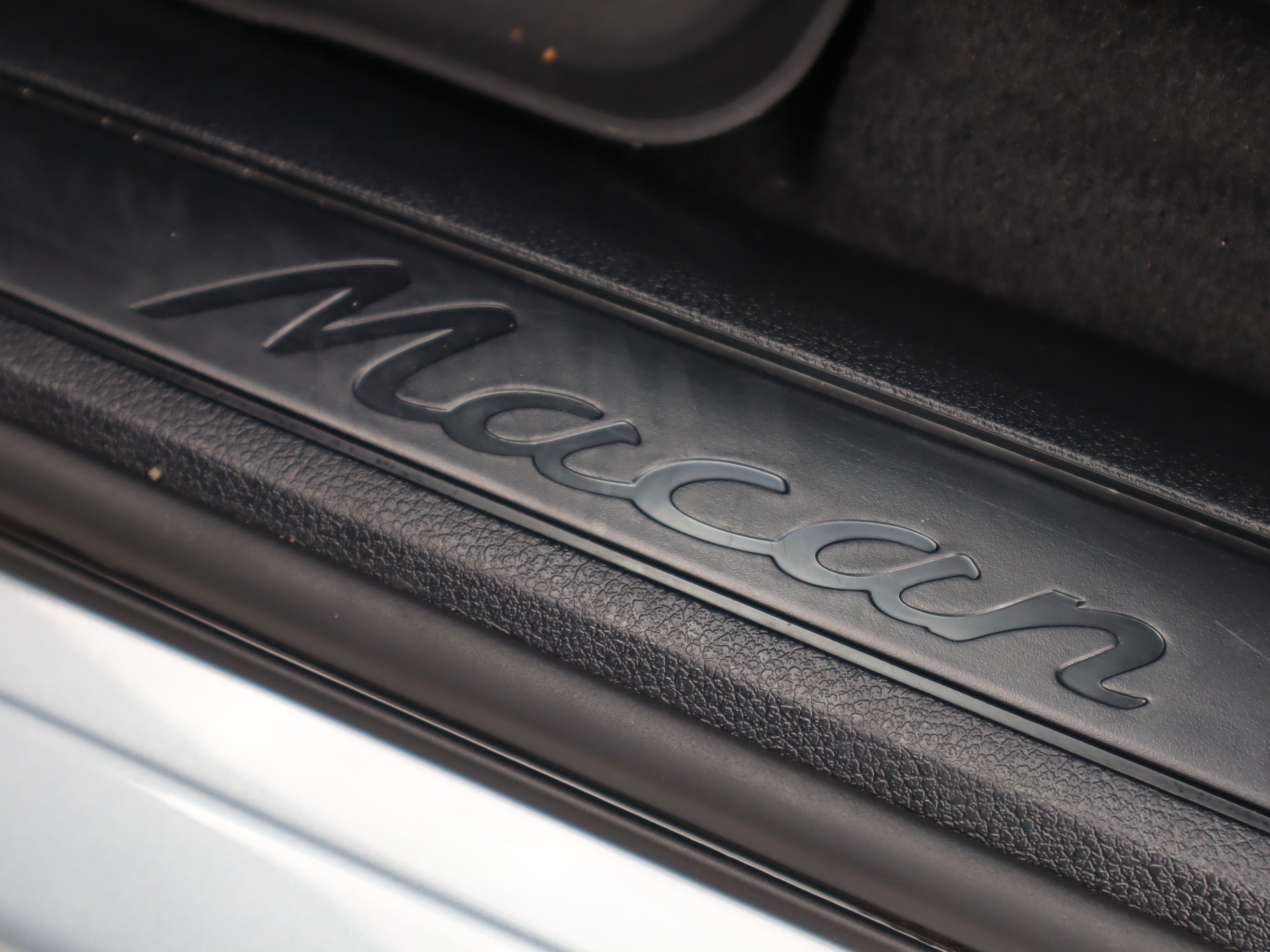 2021 Porsche Macan in Vancouver, British Columbia