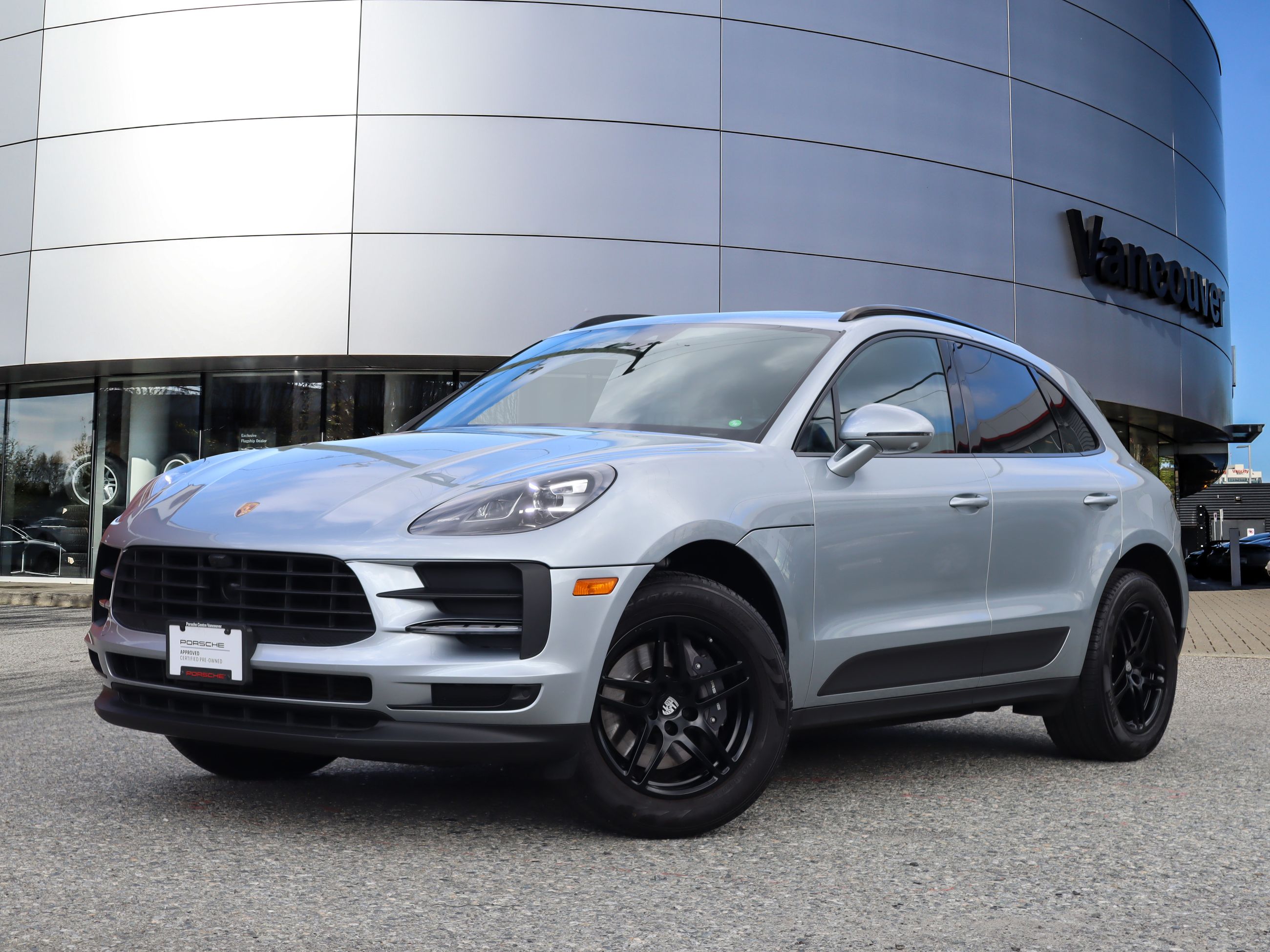 2021 Porsche Macan in Vancouver, British Columbia