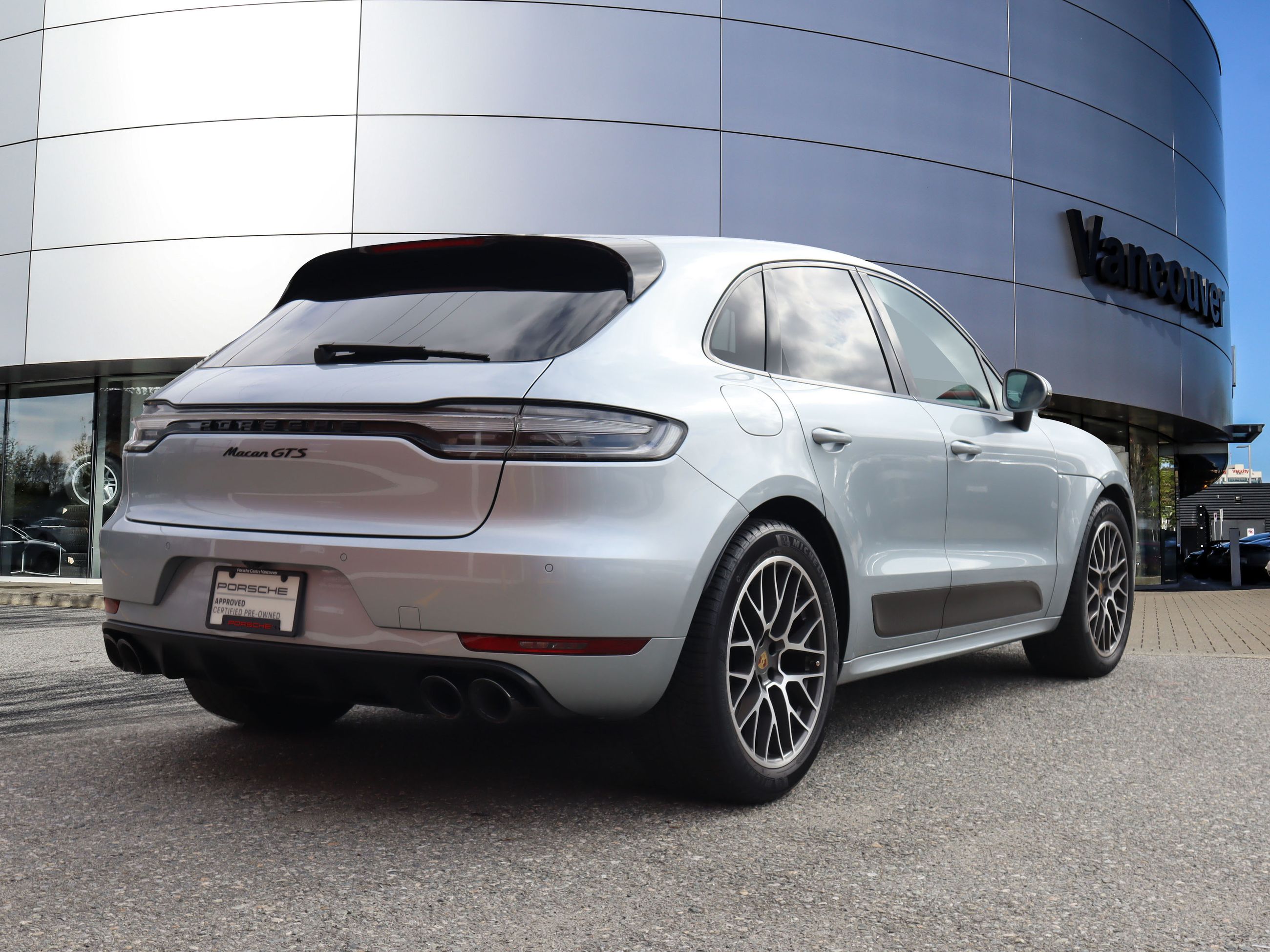 Porsche Macan  2021 à Vancouver, Colombie-Britannique