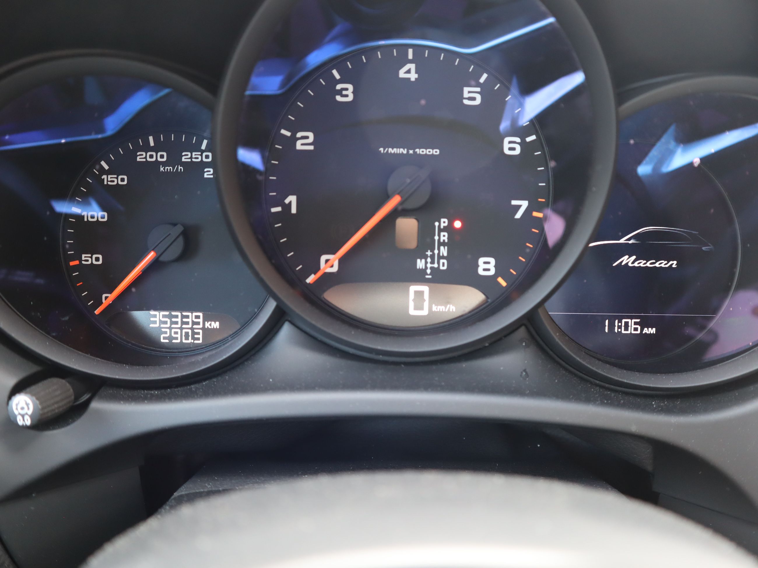 2021 Porsche Macan in Vancouver, British Columbia