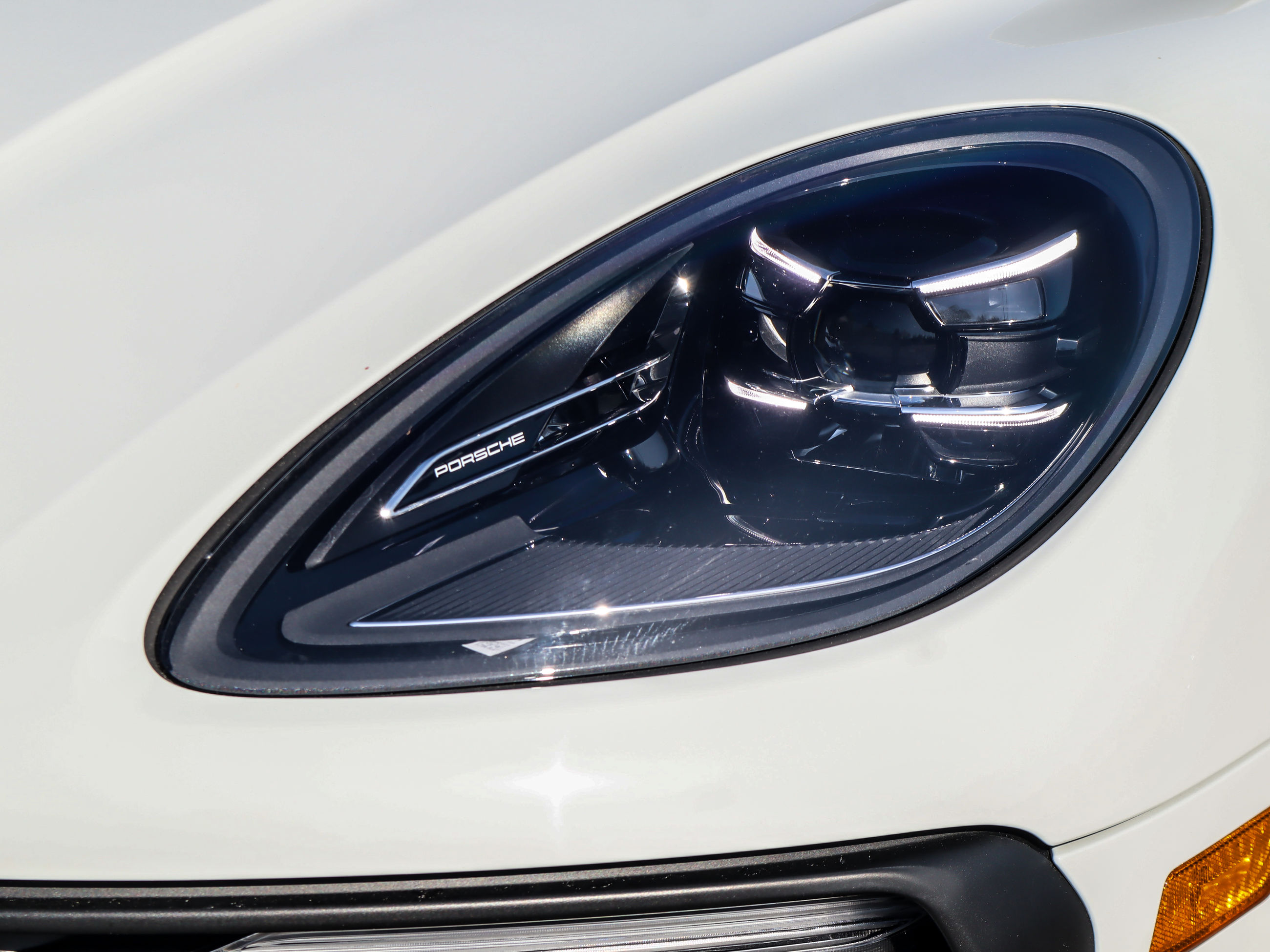 Porsche Macan  2022 à Vancouver, Colombie-Britannique