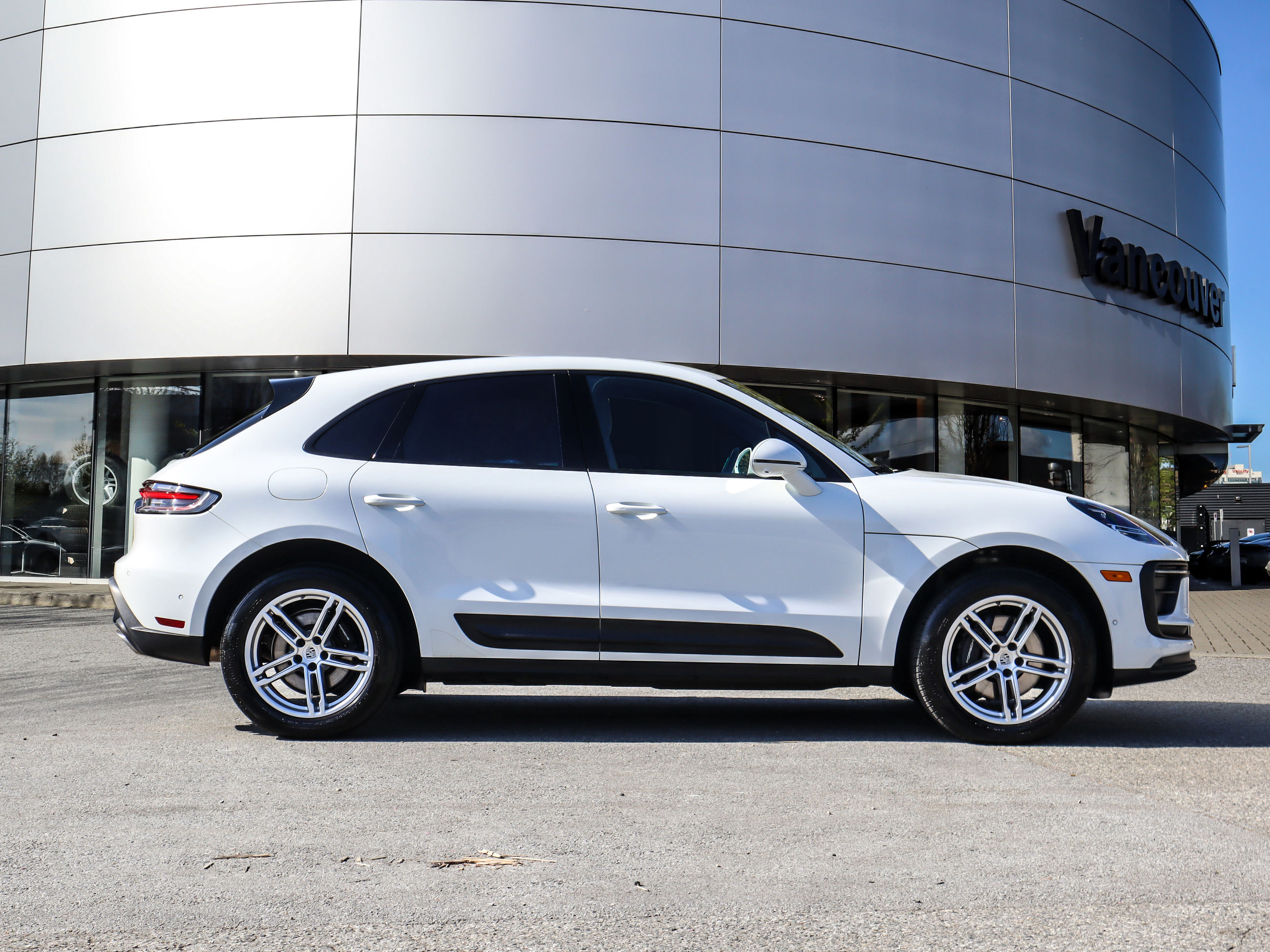 Porsche Macan  2022 à Vancouver, Colombie-Britannique