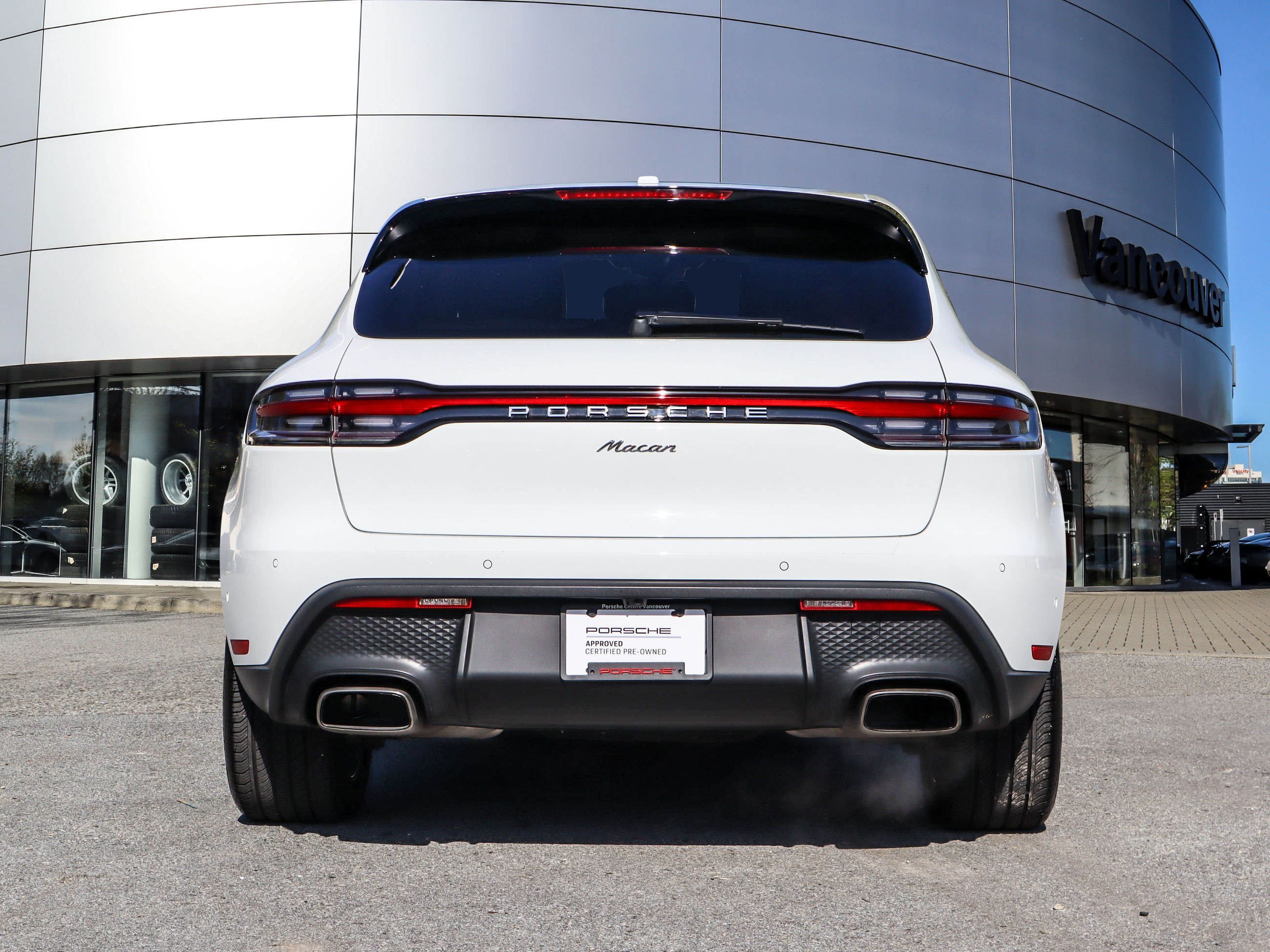 Porsche Macan  2022 à Vancouver, Colombie-Britannique