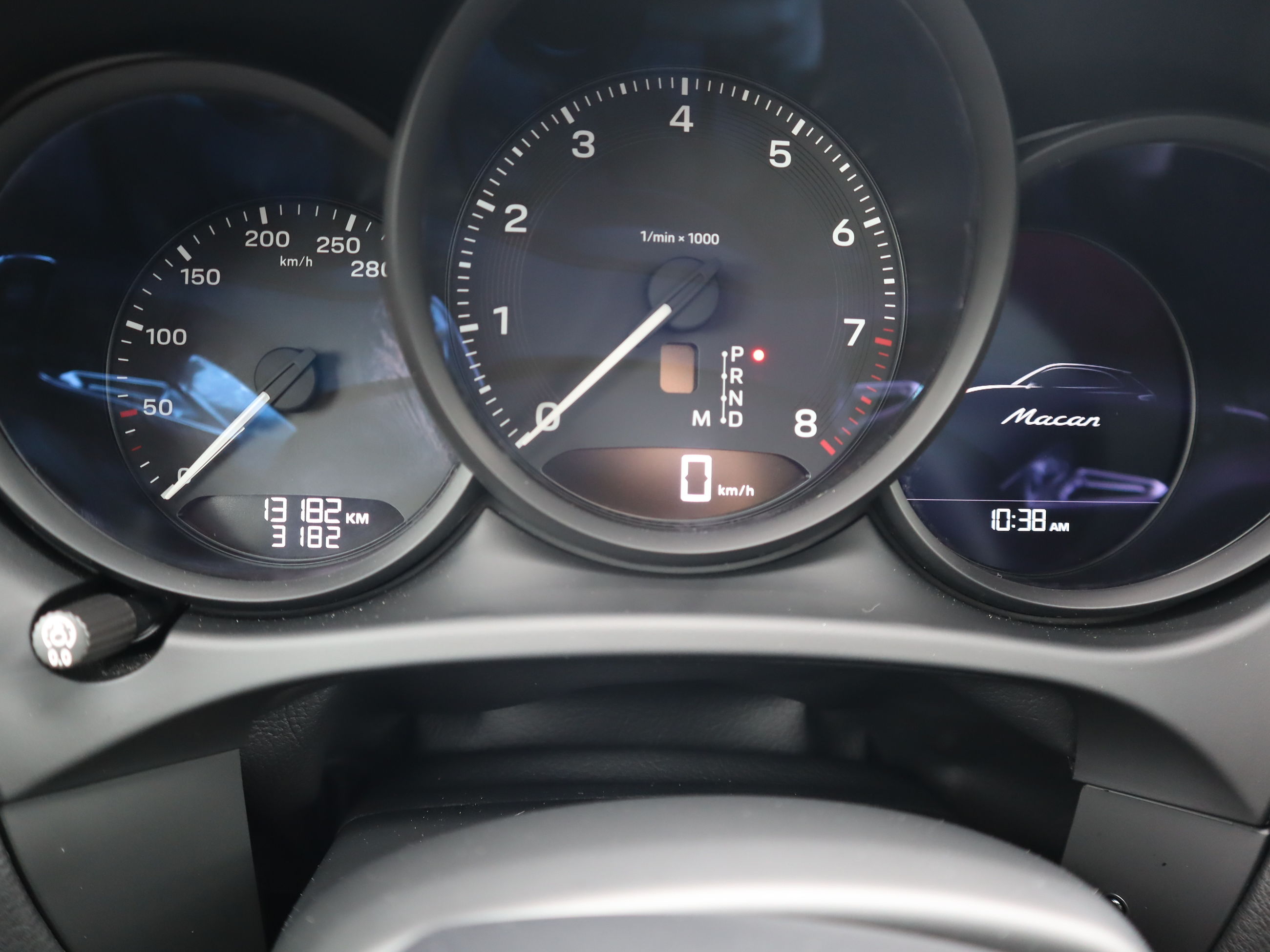2022 Porsche Macan in Vancouver, British Columbia
