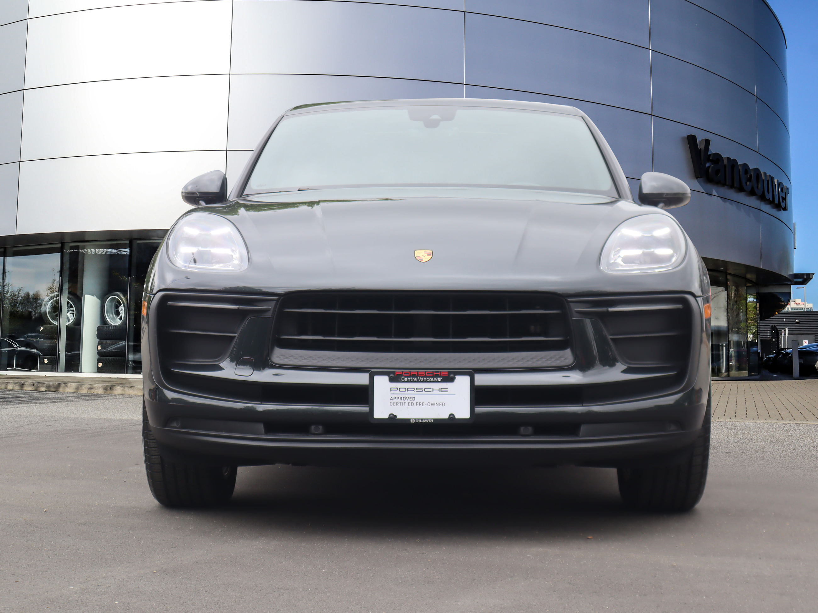 2022 Porsche Macan in Vancouver, British Columbia