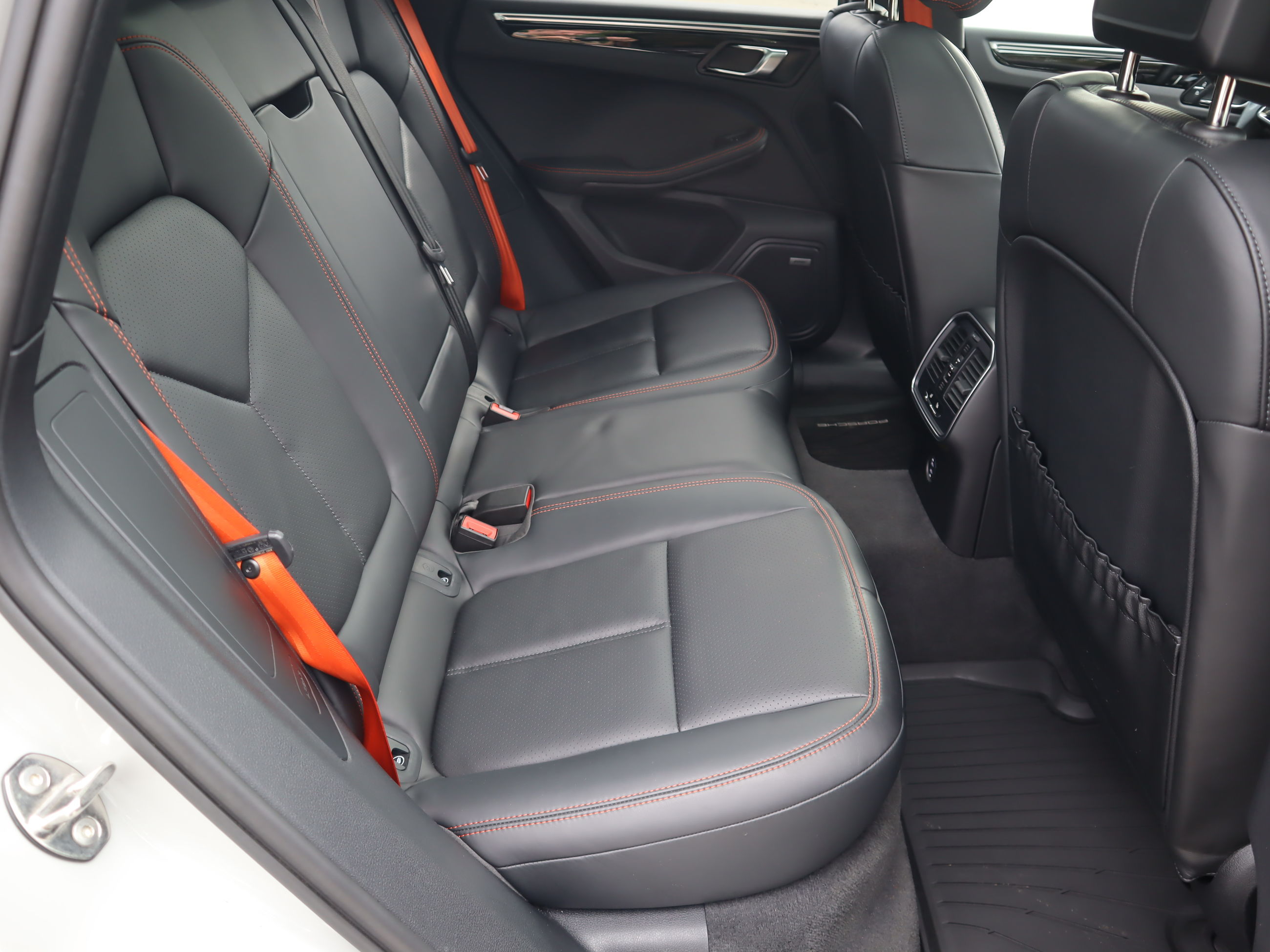 Porsche Macan  2022 à Vancouver, Colombie-Britannique