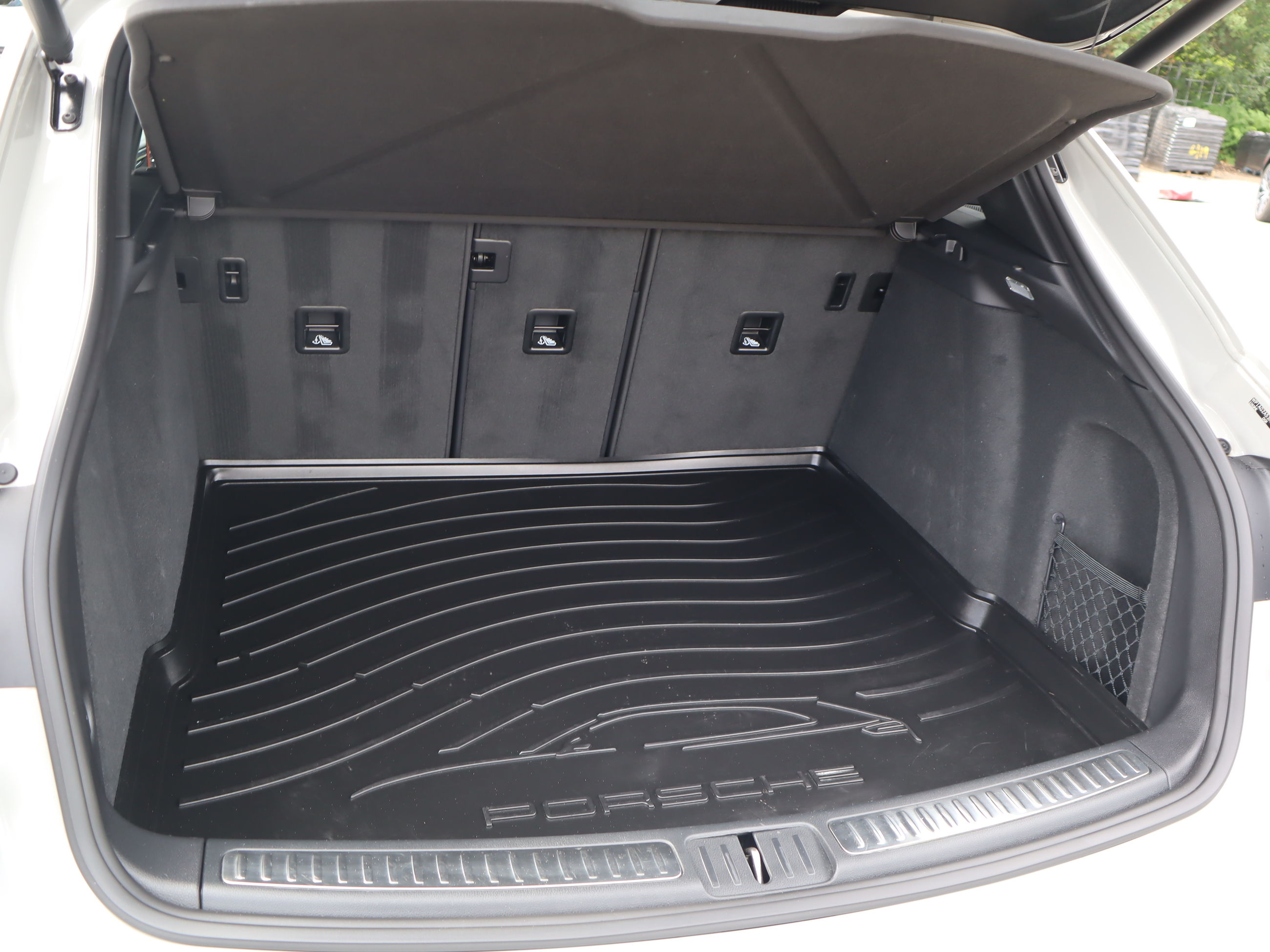 Porsche Macan  2022 à Vancouver, Colombie-Britannique