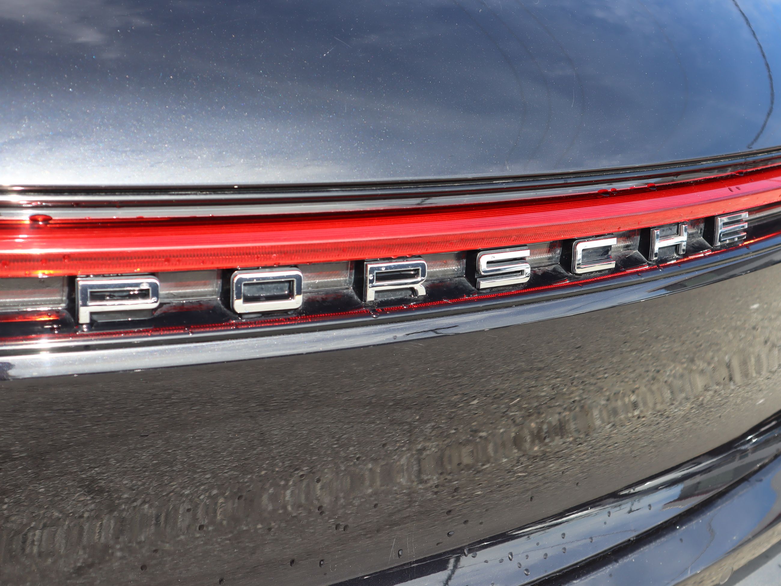 2022 Porsche Macan in Vancouver, British Columbia