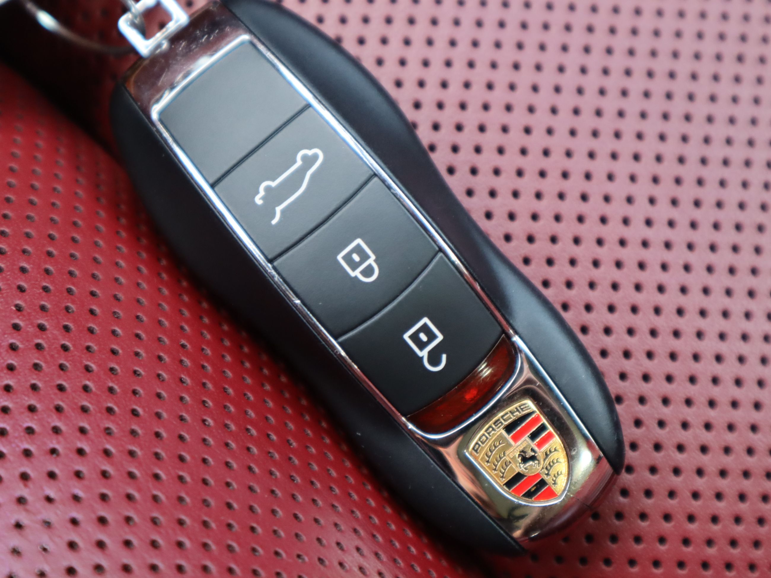 2022 Porsche Macan in Vancouver, British Columbia