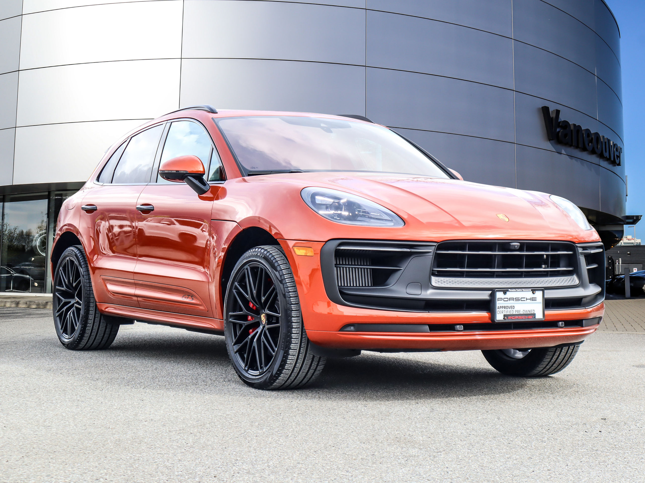 Porsche Macan  2023 à Vancouver, Colombie-Britannique