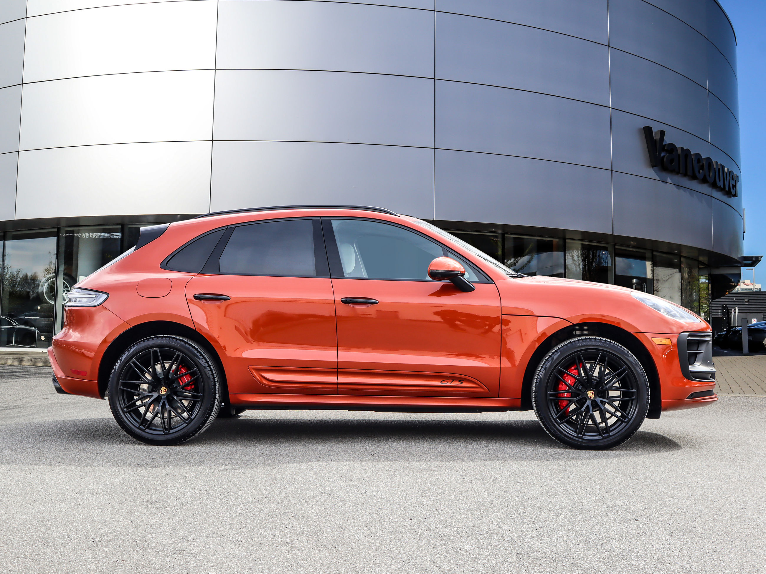 Porsche Macan  2023 à Vancouver, Colombie-Britannique