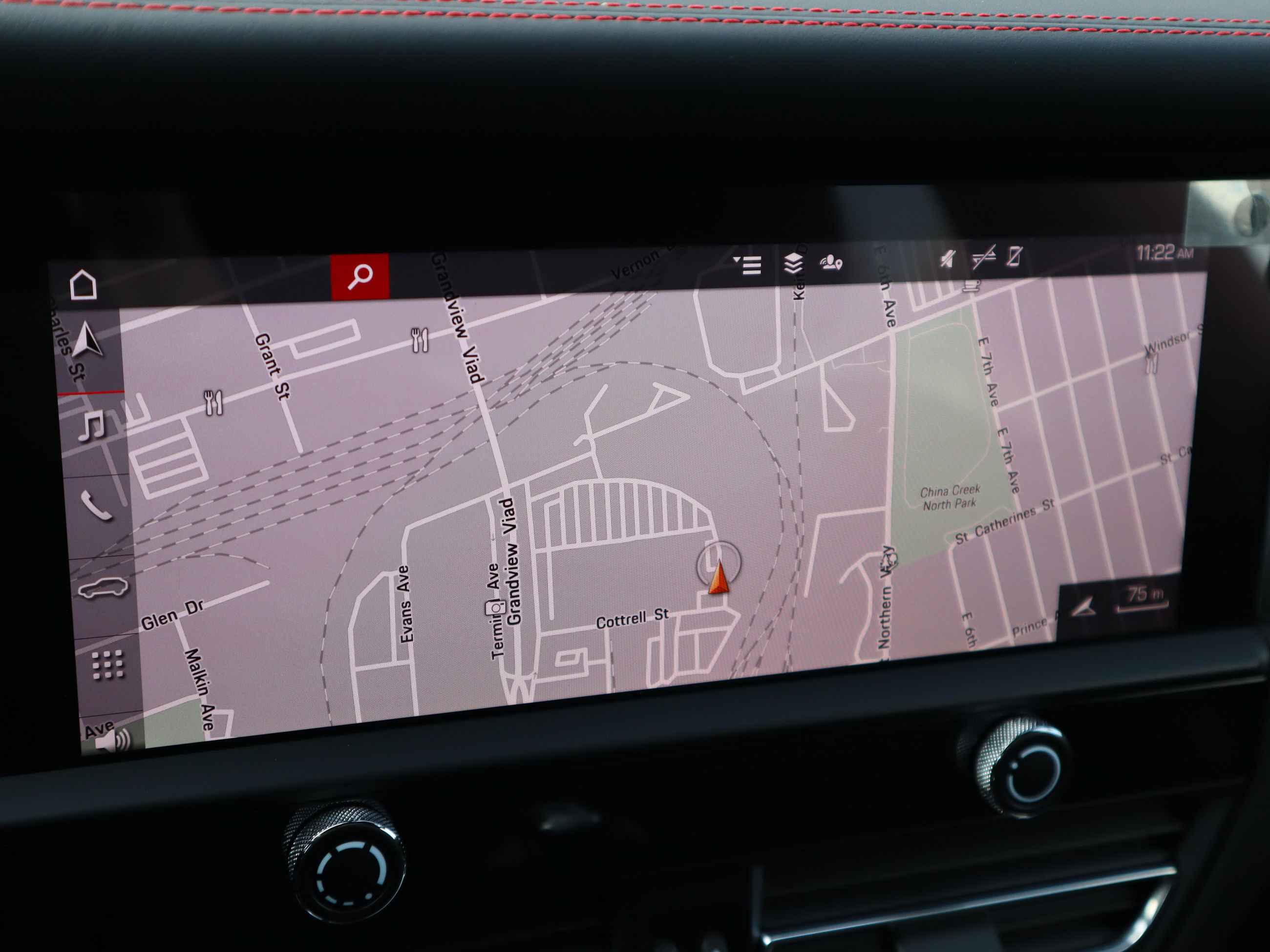 2023 Porsche Macan in Vancouver, British Columbia