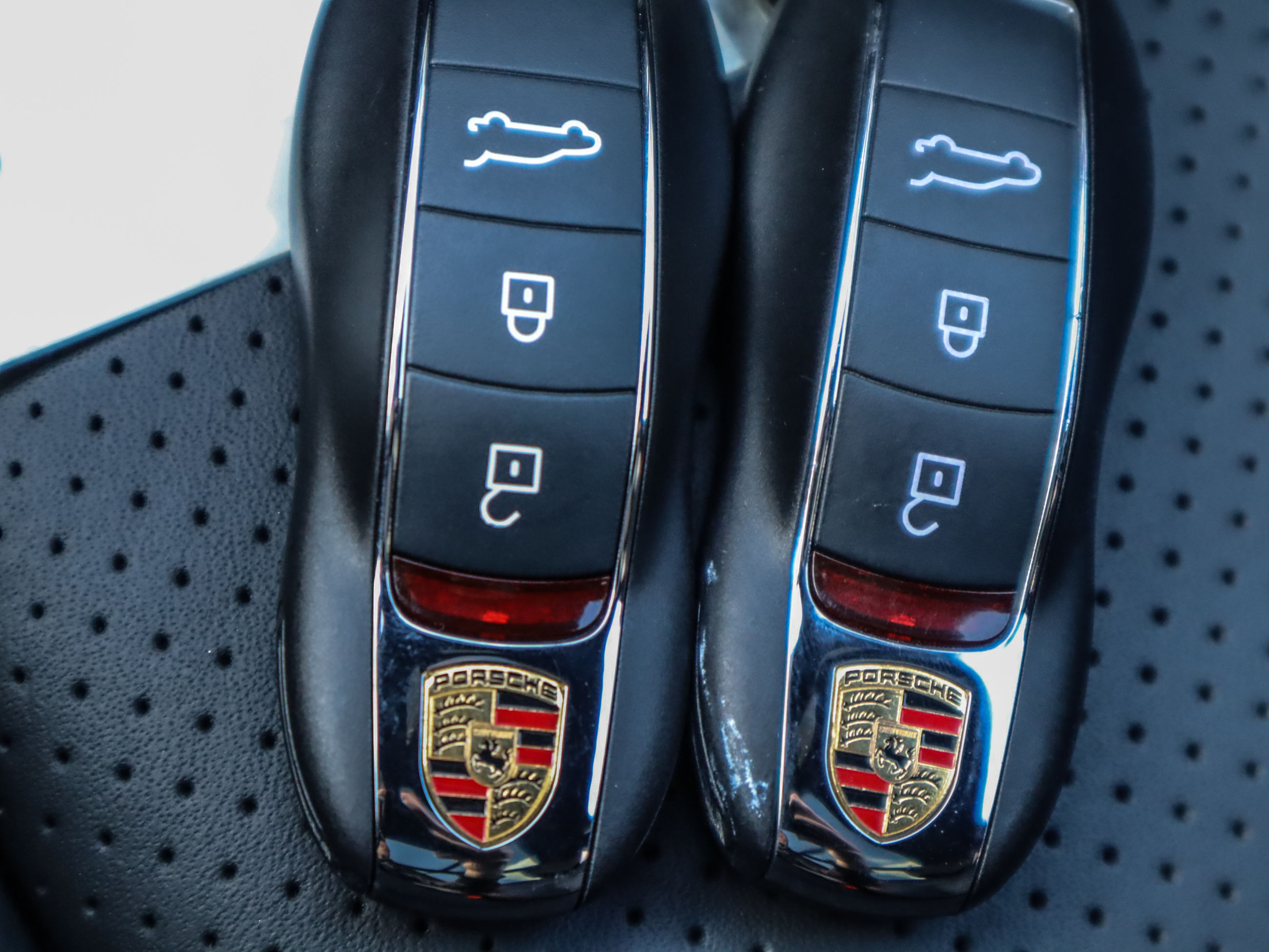 2023 Porsche Macan in Vancouver, British Columbia