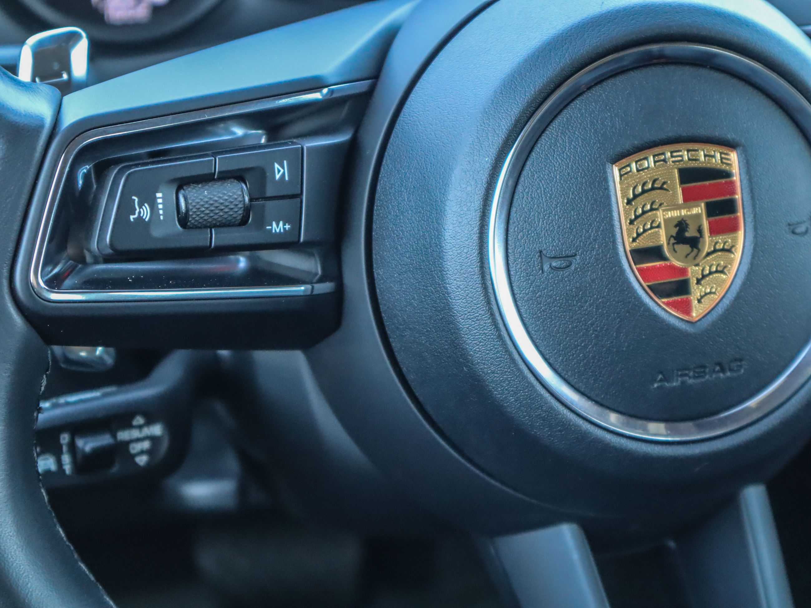 Porsche Macan  2023 à Vancouver, Colombie-Britannique