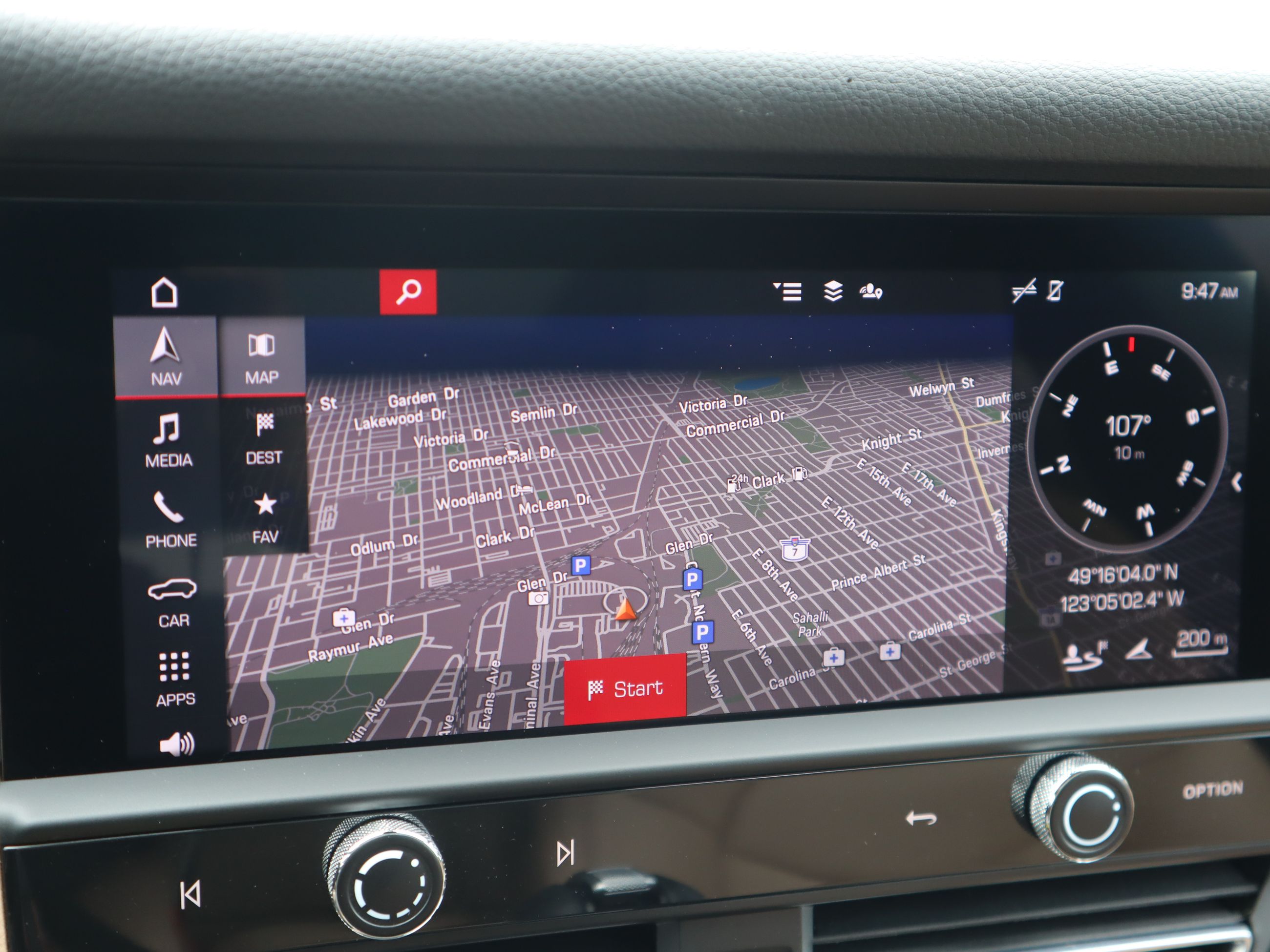 2023 Porsche Macan in Vancouver, British Columbia