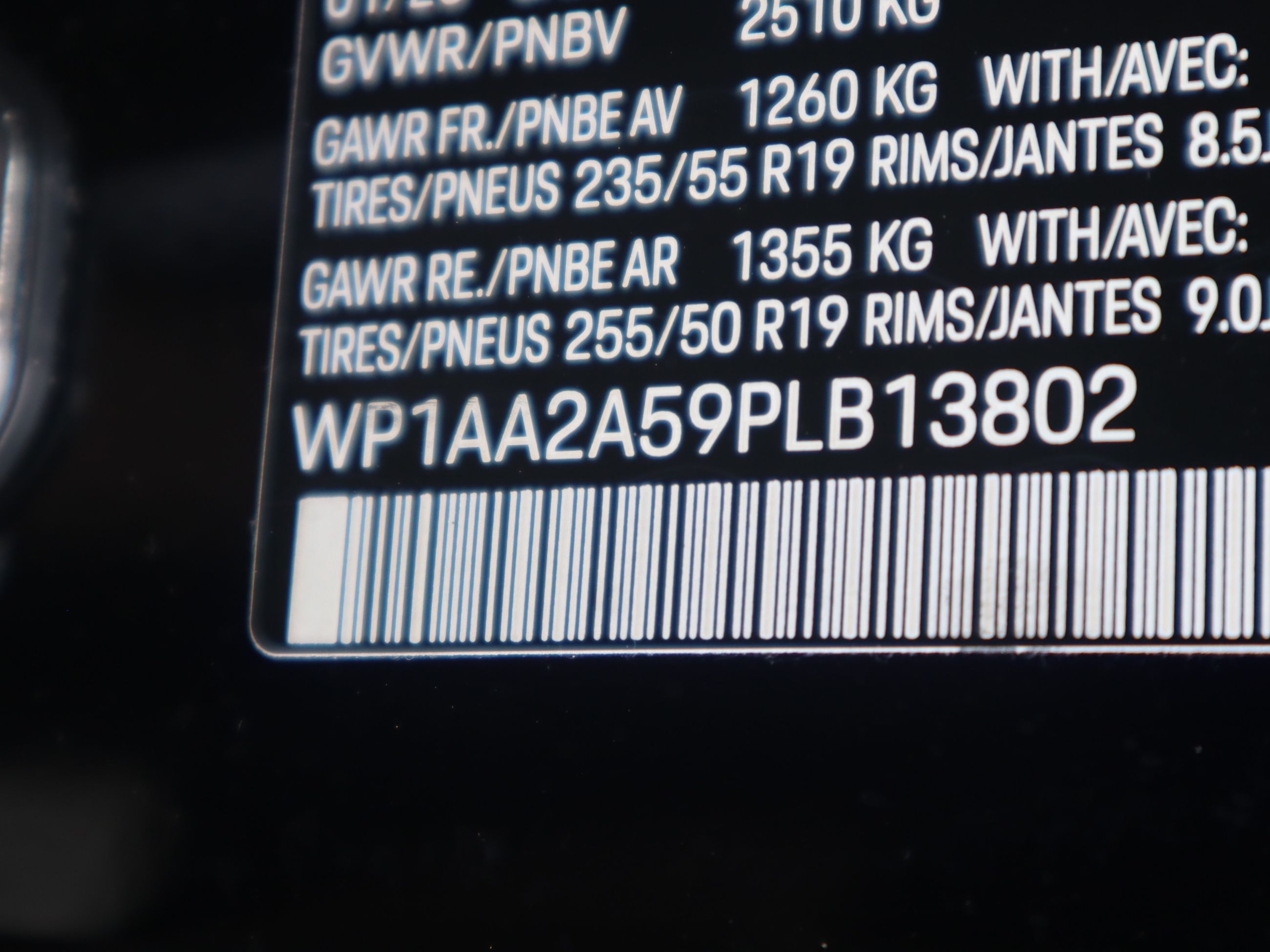 2023 Porsche Macan in Vancouver, British Columbia