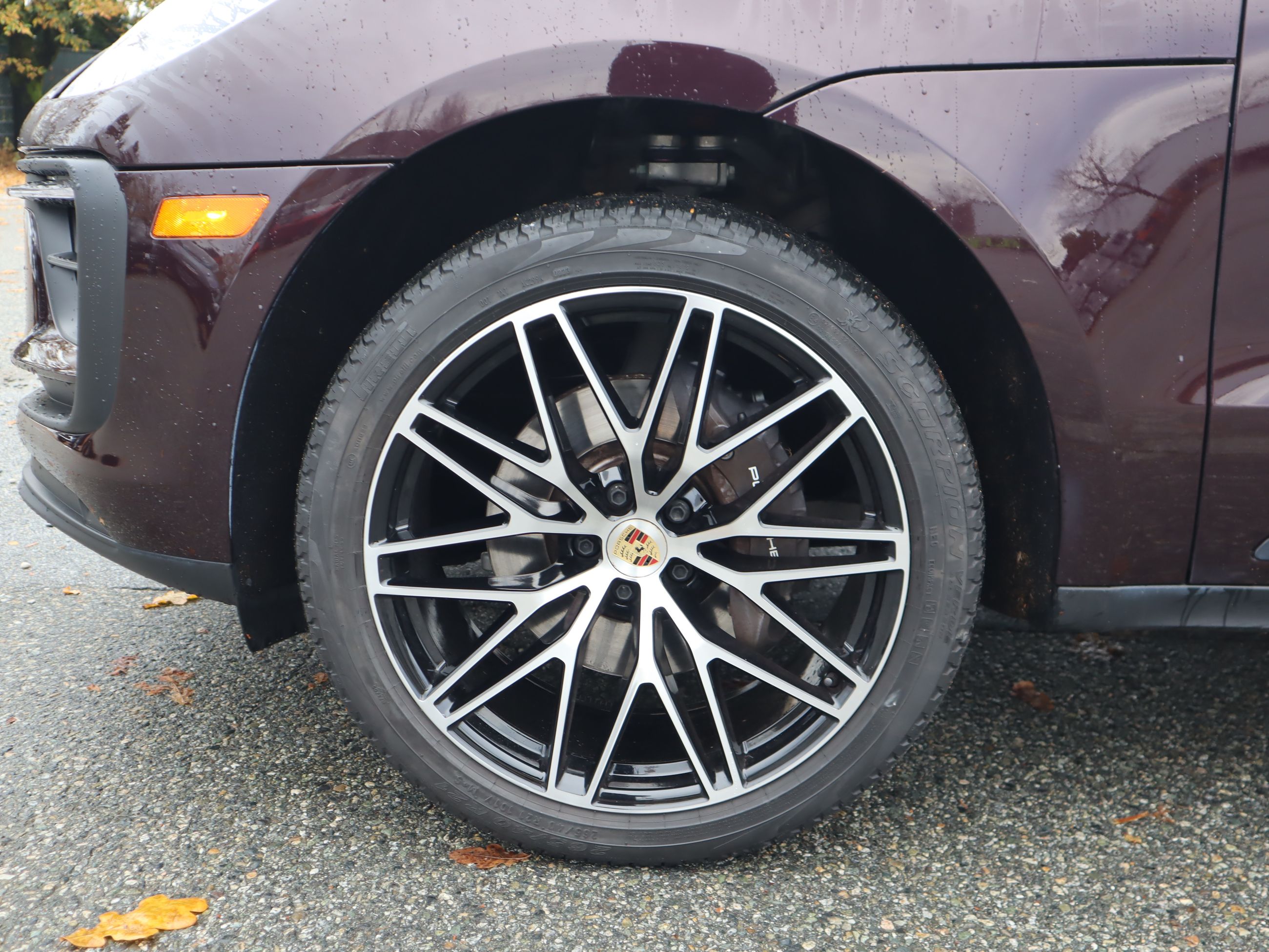 Porsche Macan  2023 à Vancouver, Colombie-Britannique