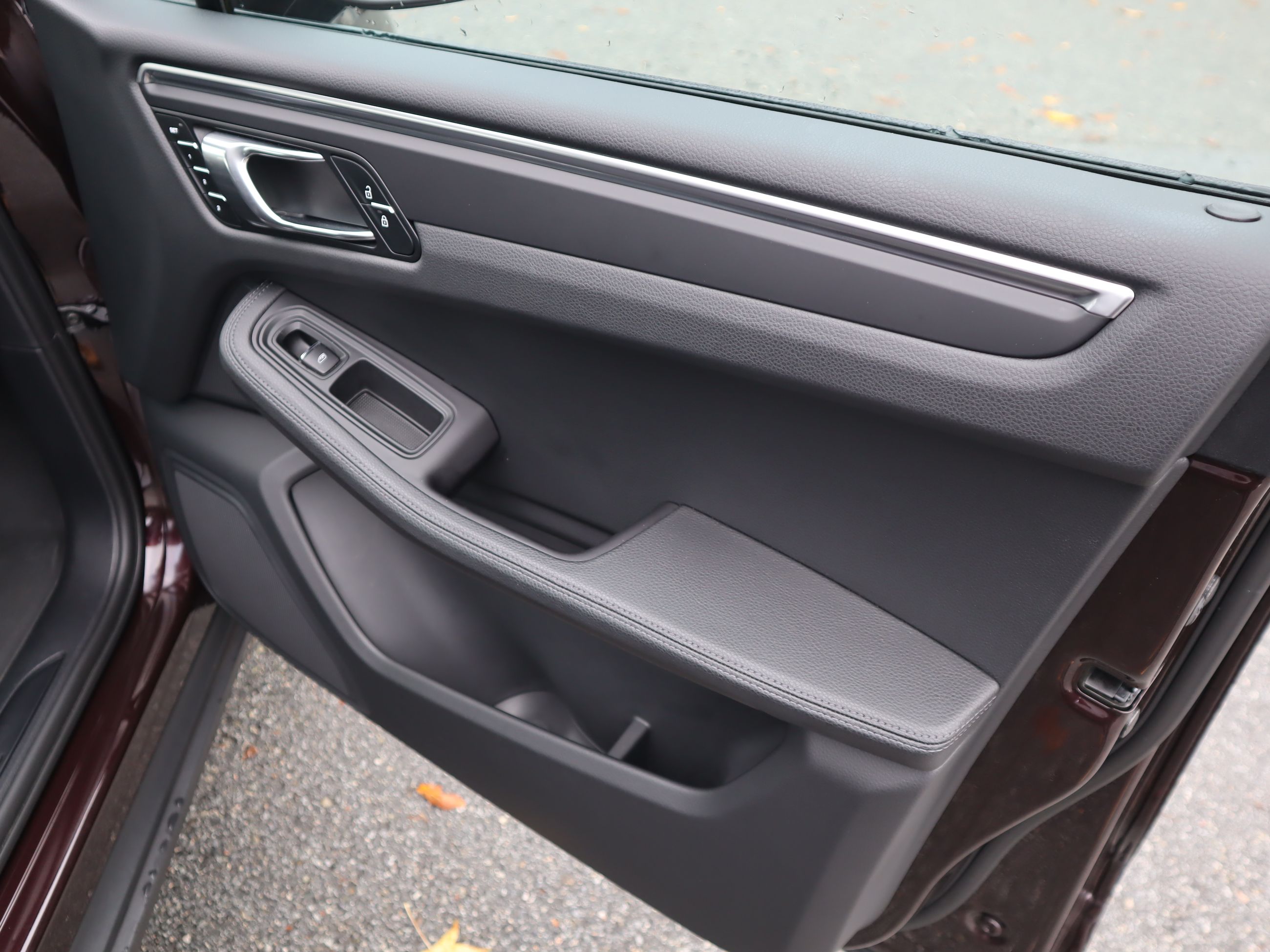 Porsche Macan  2023 à Vancouver, Colombie-Britannique