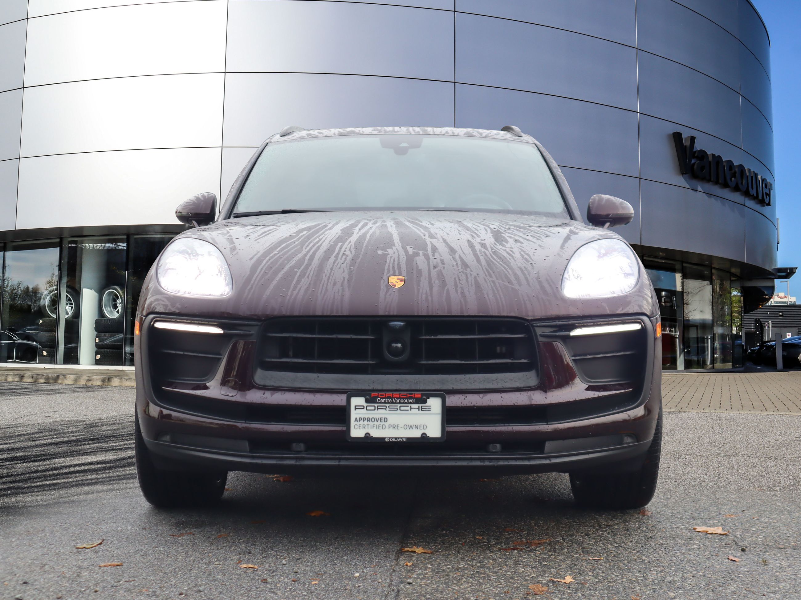 Porsche Macan  2023 à Vancouver, Colombie-Britannique