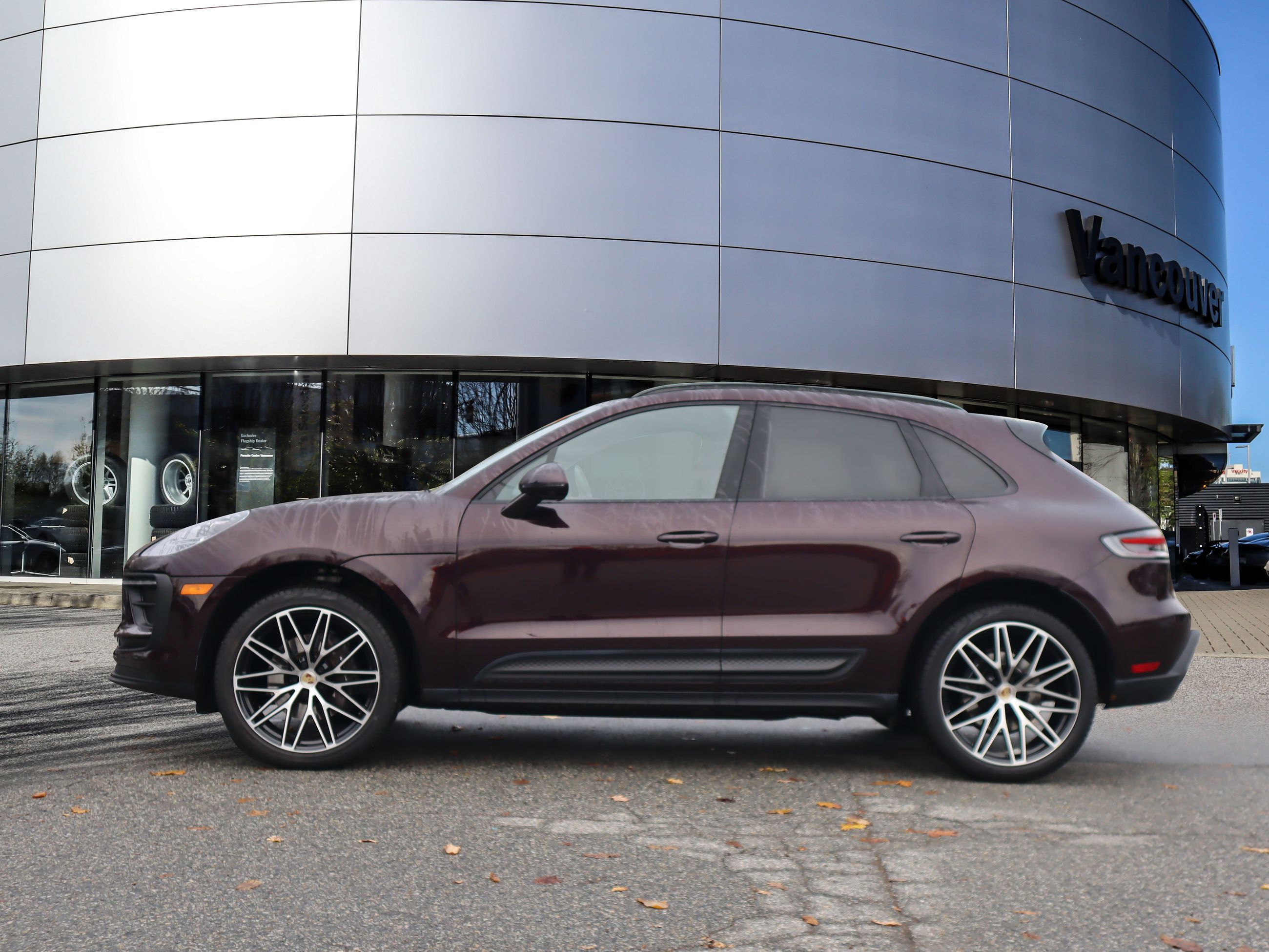 Porsche Macan  2023 à Vancouver, Colombie-Britannique