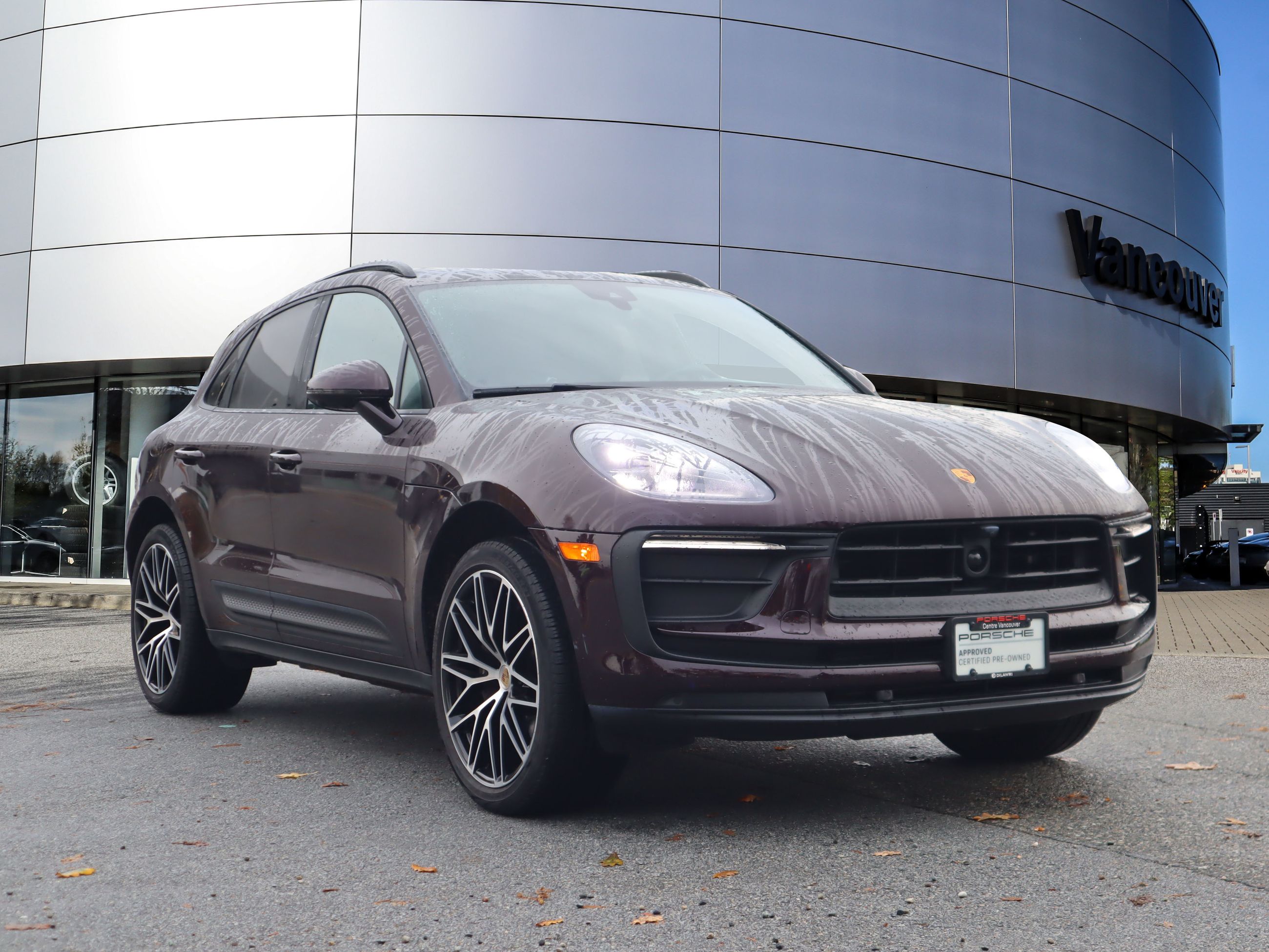 Porsche Macan  2023 à Vancouver, Colombie-Britannique