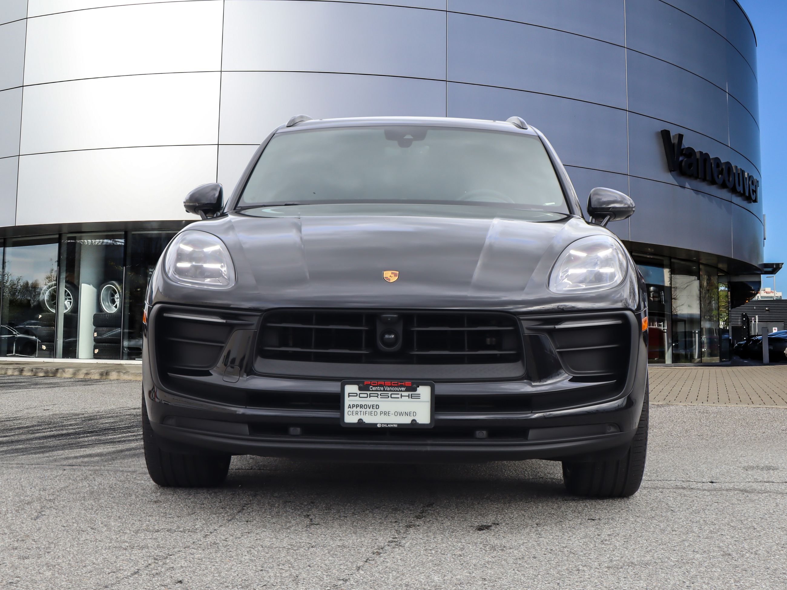 Porsche Macan  2023 à Vancouver, Colombie-Britannique