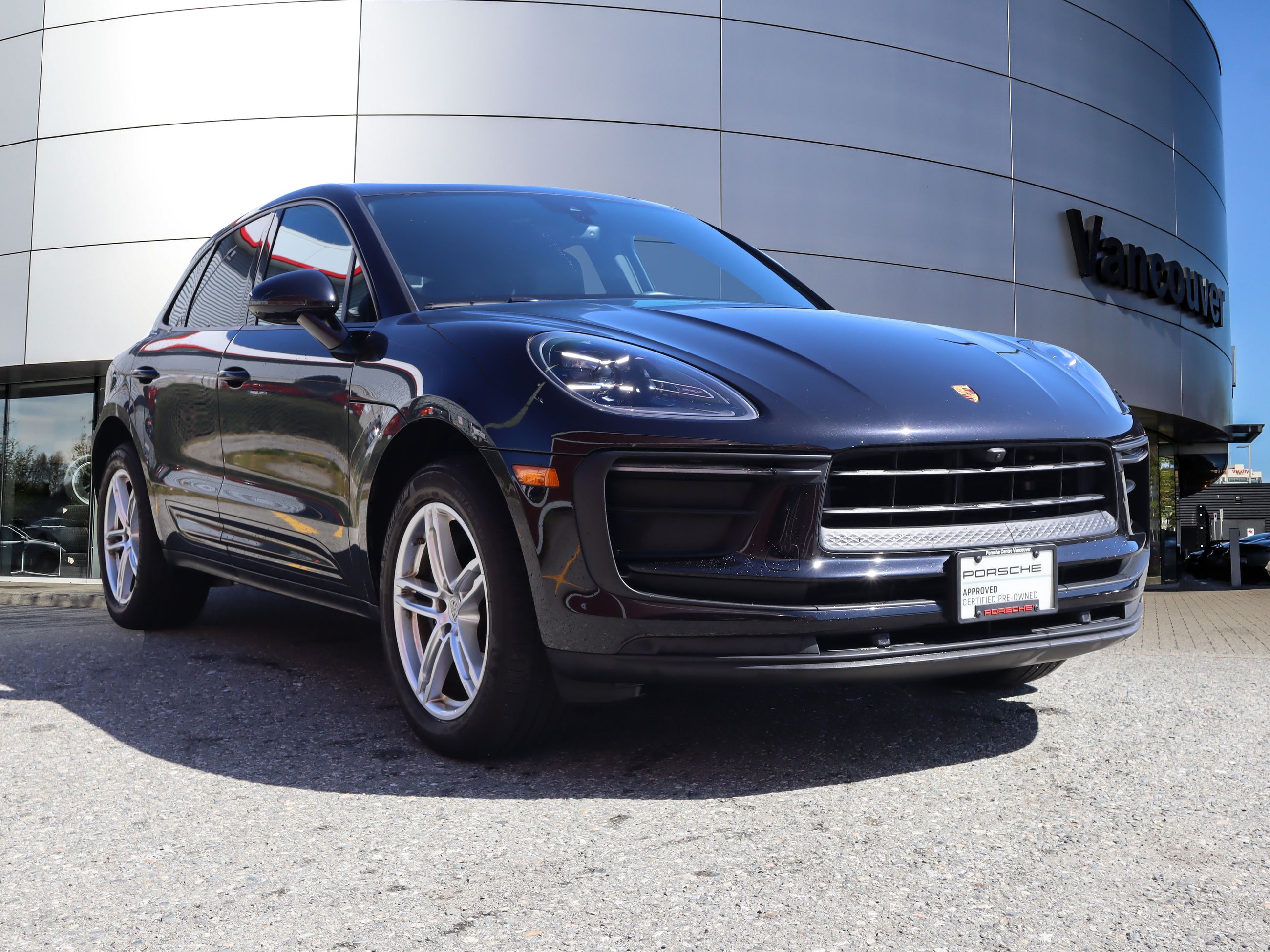 Porsche Macan  2023 à Vancouver, Colombie-Britannique