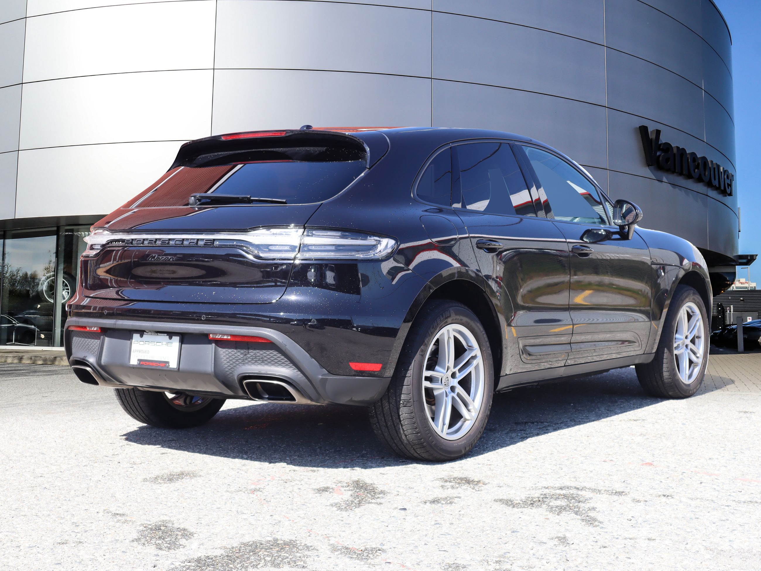 Porsche Macan  2023 à Vancouver, Colombie-Britannique