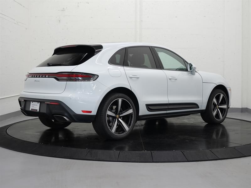 2023 Porsche Macan in Vancouver, British Columbia
