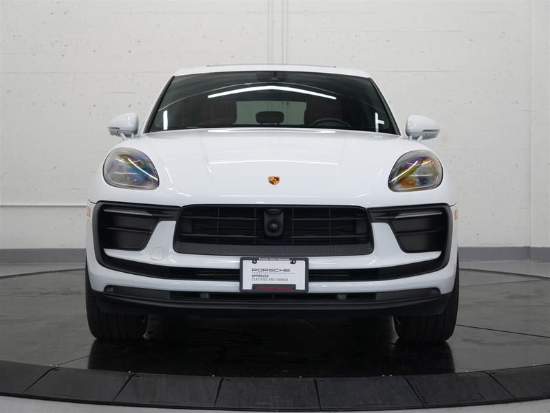 2023 Porsche Macan in Vancouver, British Columbia
