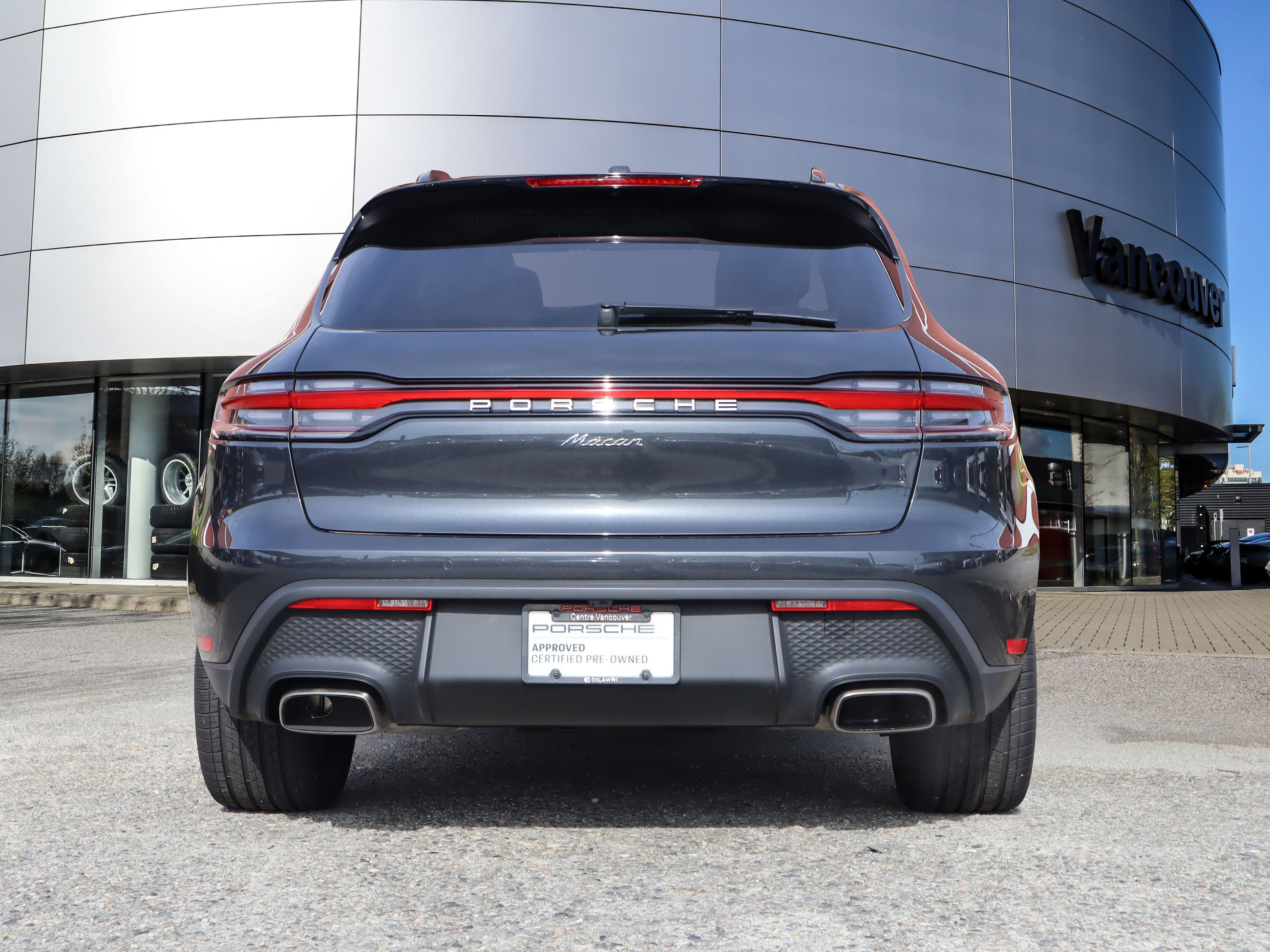 2023 Porsche Macan in Vancouver, British Columbia