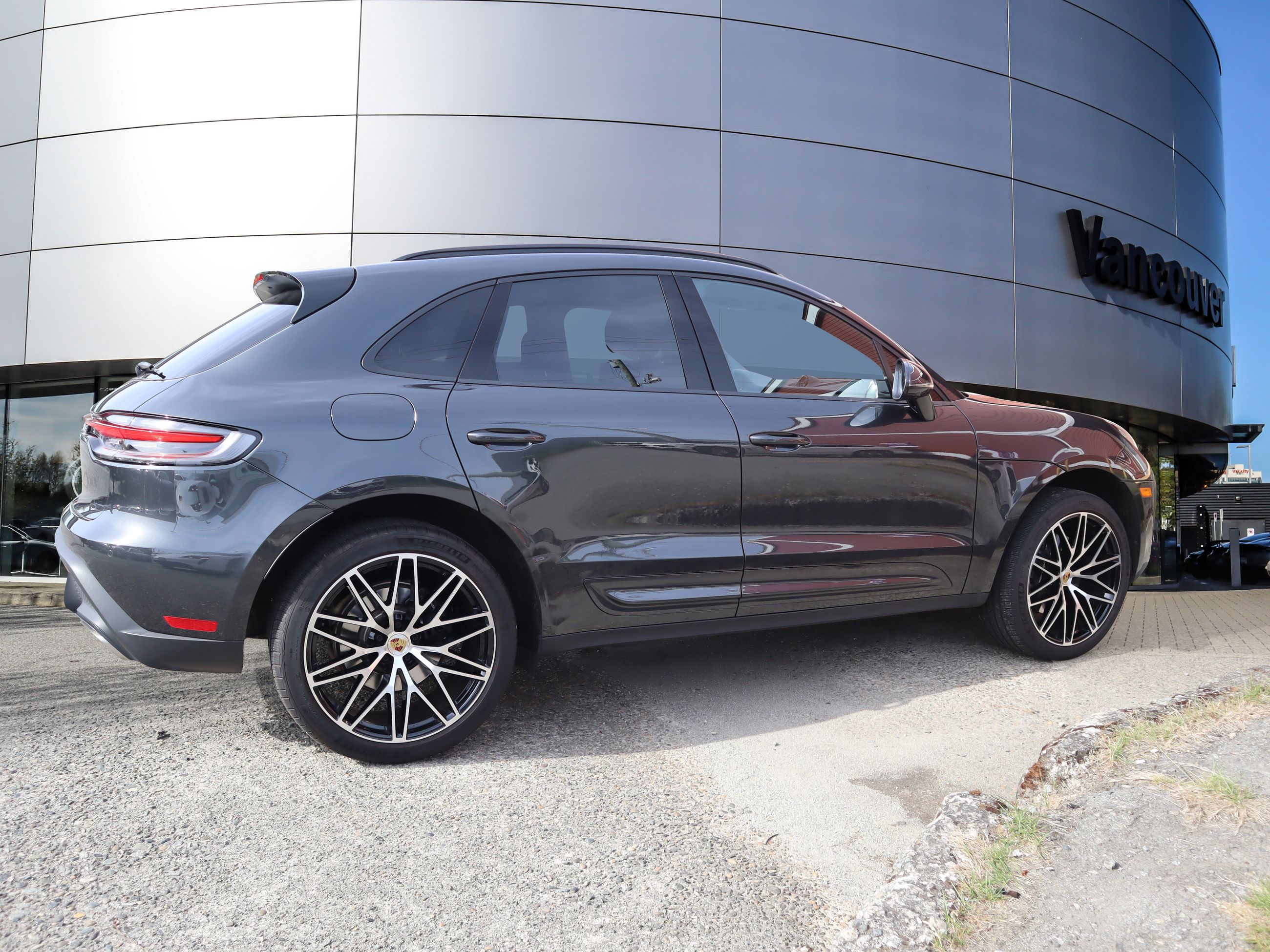 2023 Porsche Macan in Vancouver, British Columbia