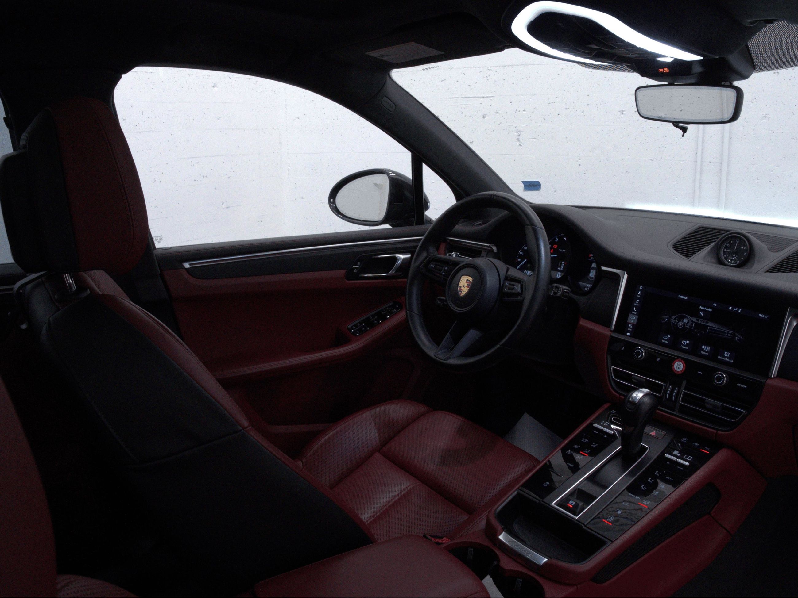 Porsche Macan  2023 à Vancouver, Colombie-Britannique