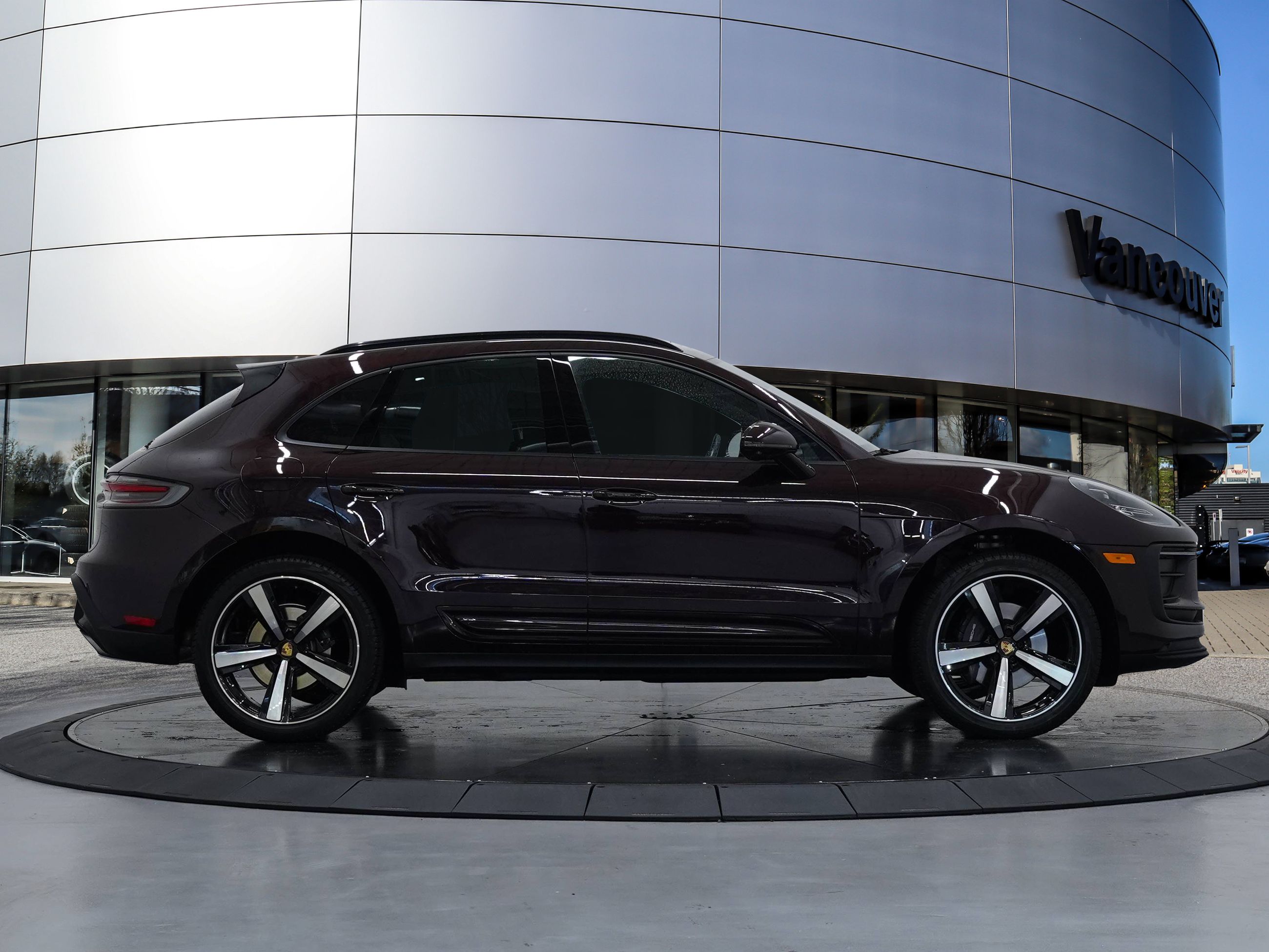 Porsche Macan  2023 à Vancouver, Colombie-Britannique