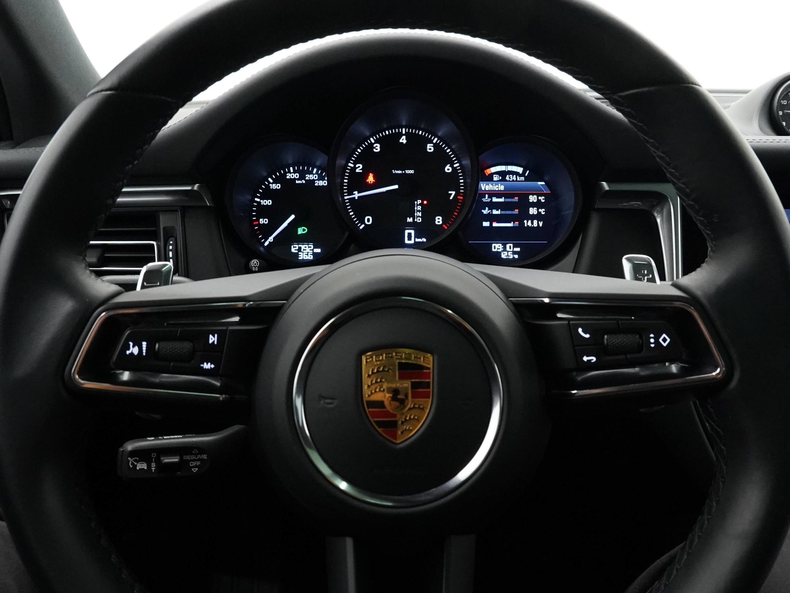 Porsche Macan  2023 à Vancouver, Colombie-Britannique