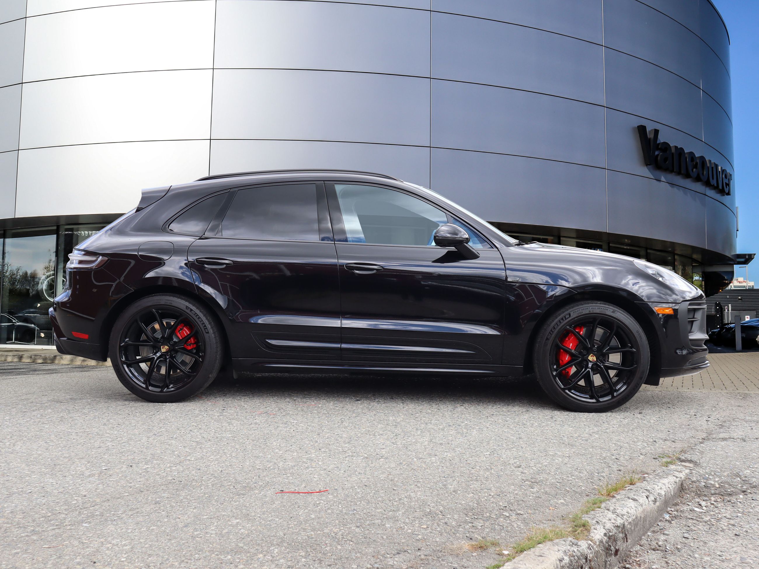 2023 Porsche Macan in Vancouver, British Columbia
