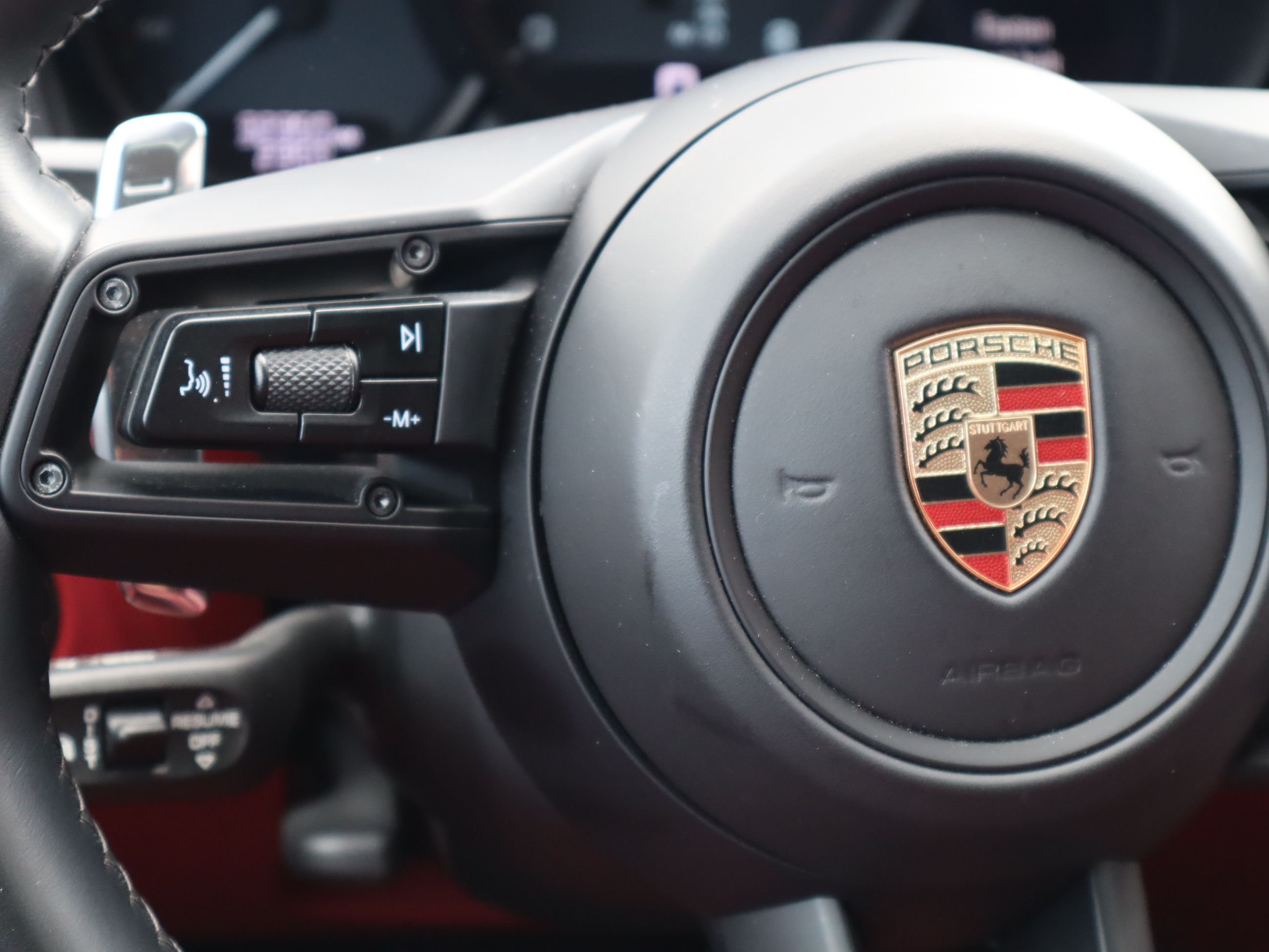 2023 Porsche Macan in Vancouver, British Columbia