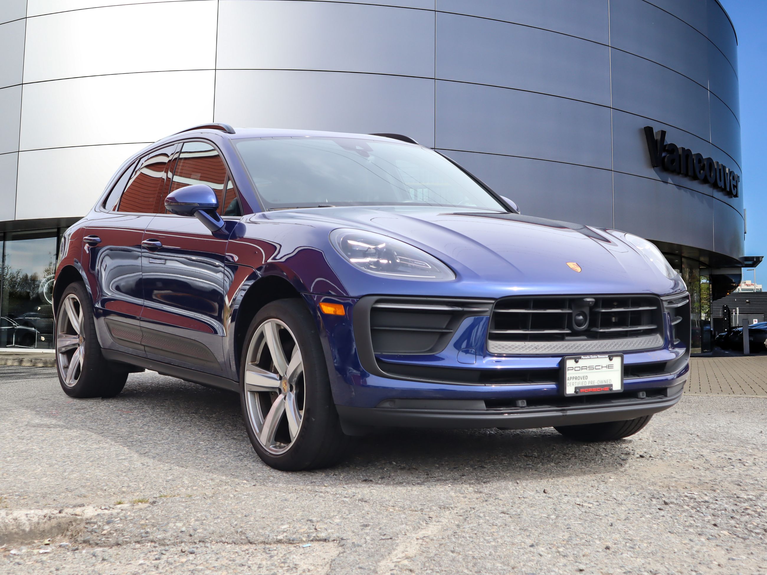 Porsche Macan  2023 à Vancouver, Colombie-Britannique