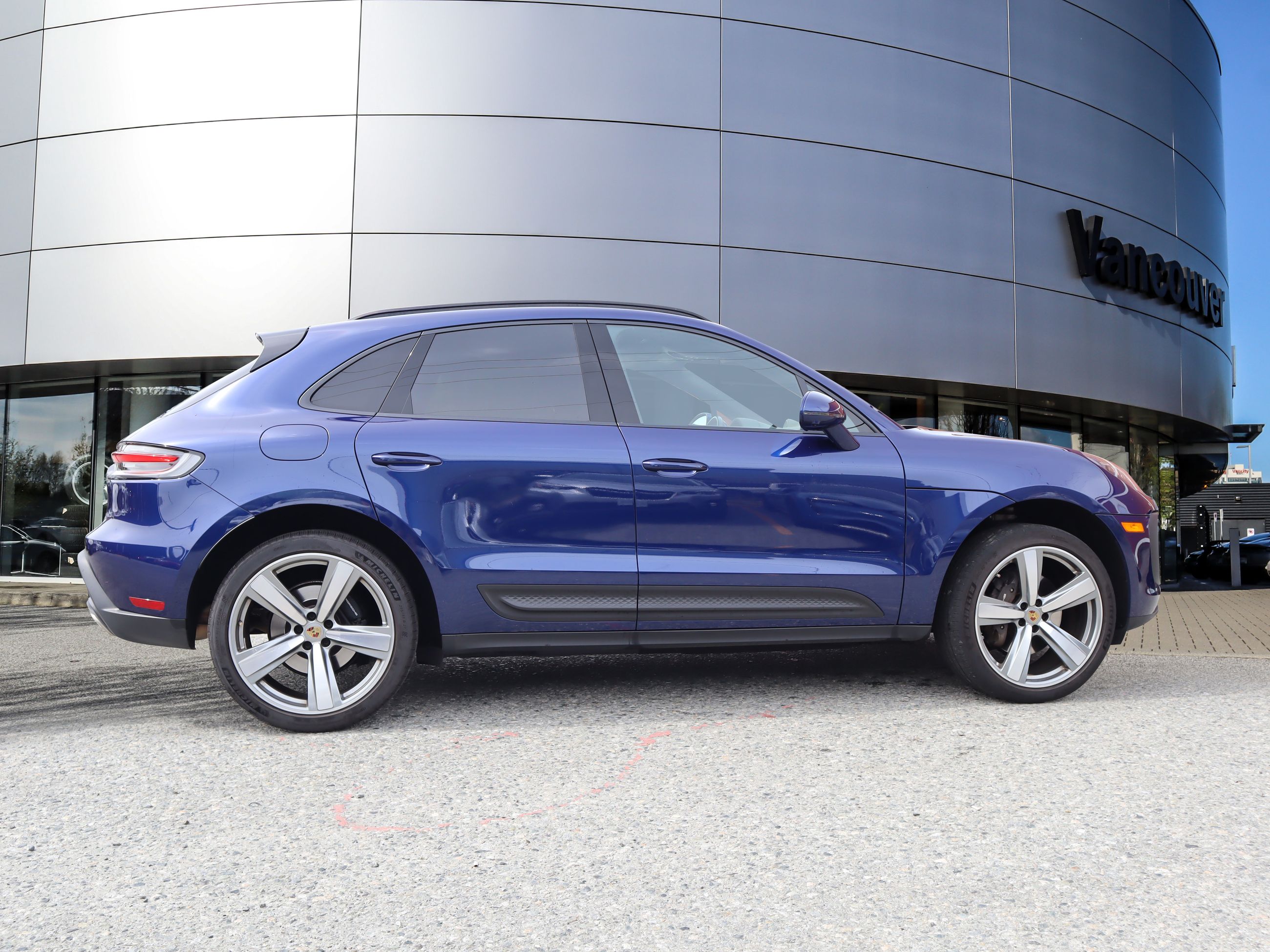 Porsche Macan  2023 à Vancouver, Colombie-Britannique