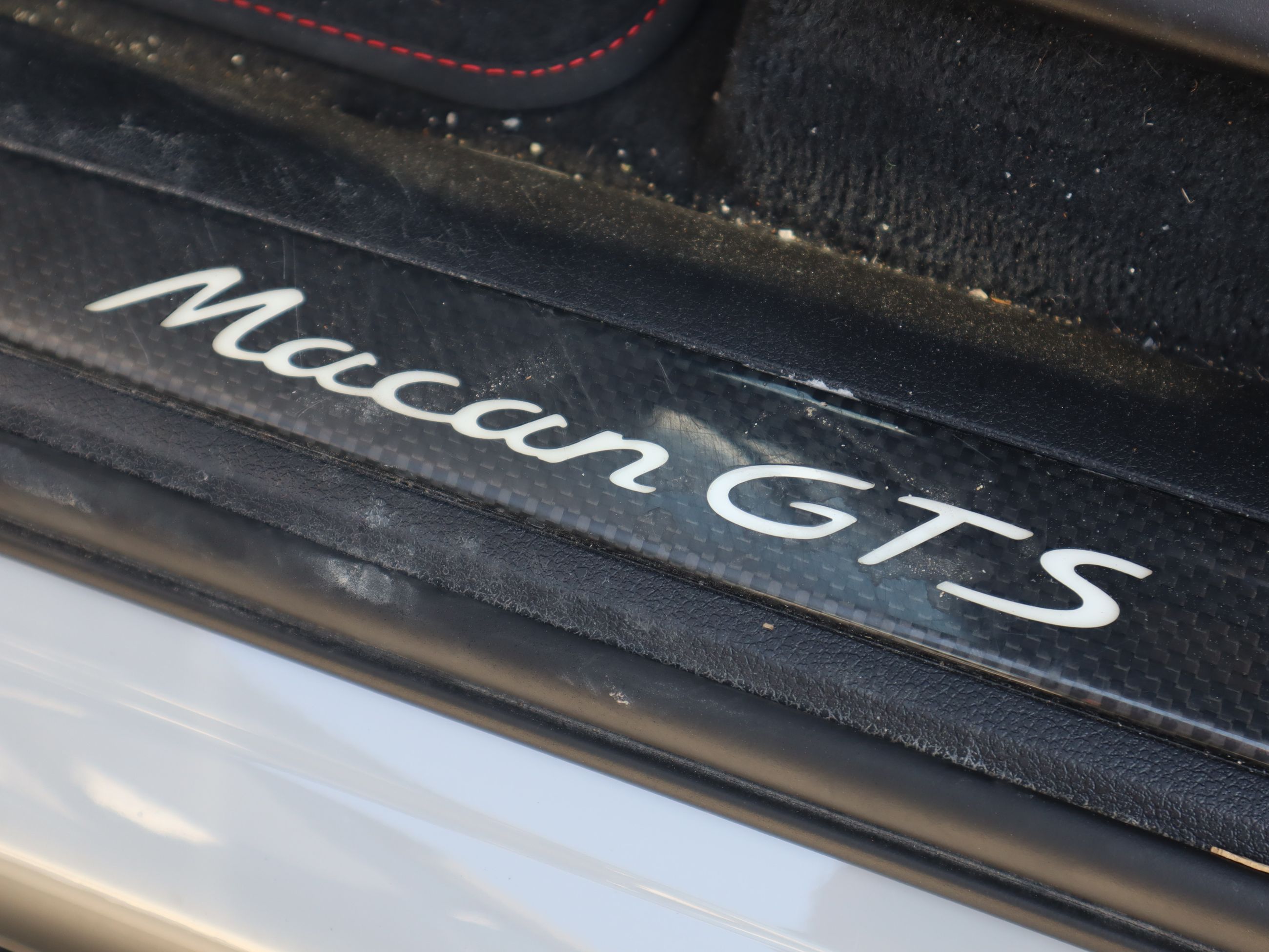 2023 Porsche Macan in Vancouver, British Columbia