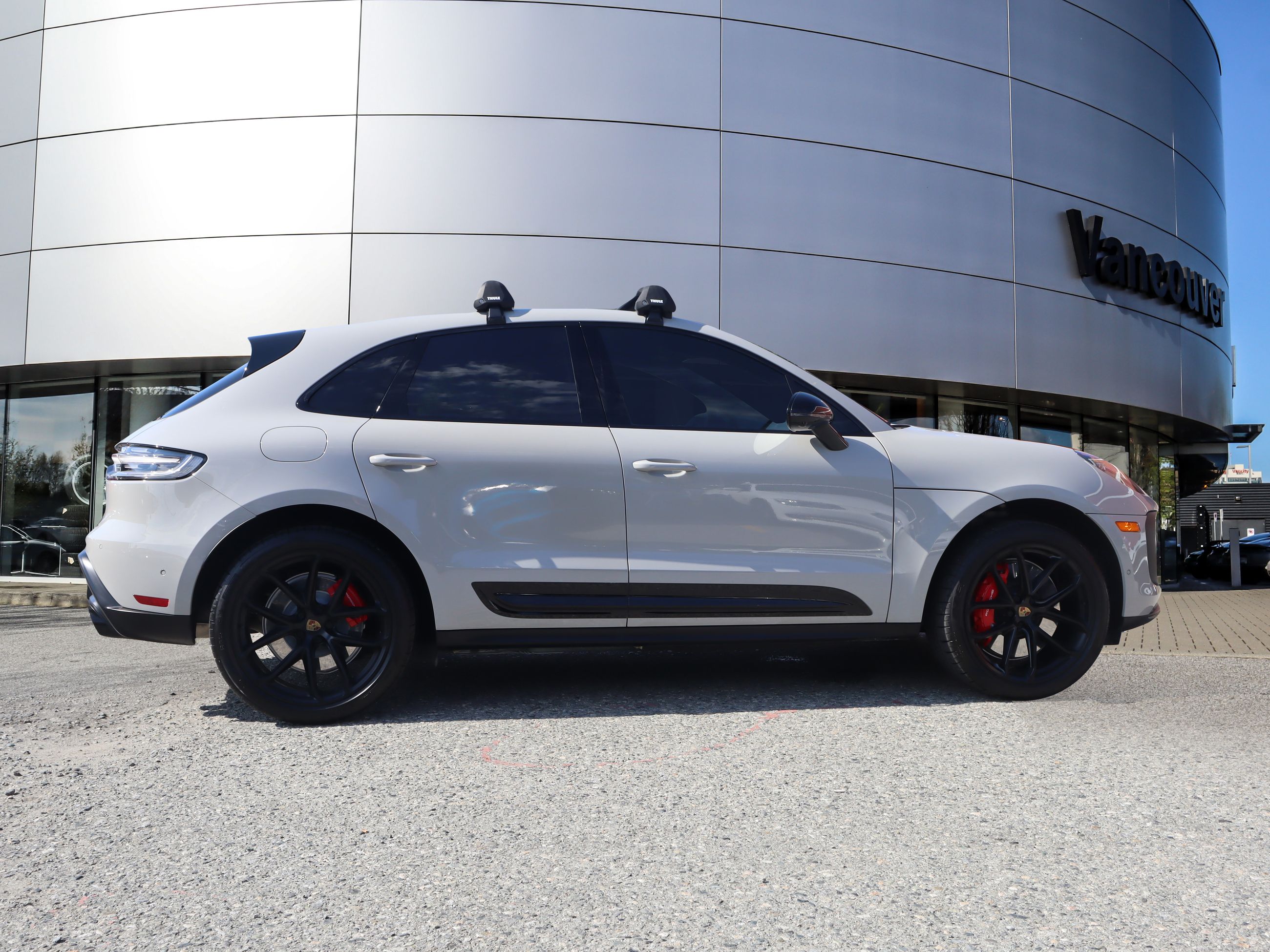 2023 Porsche Macan in Vancouver, British Columbia