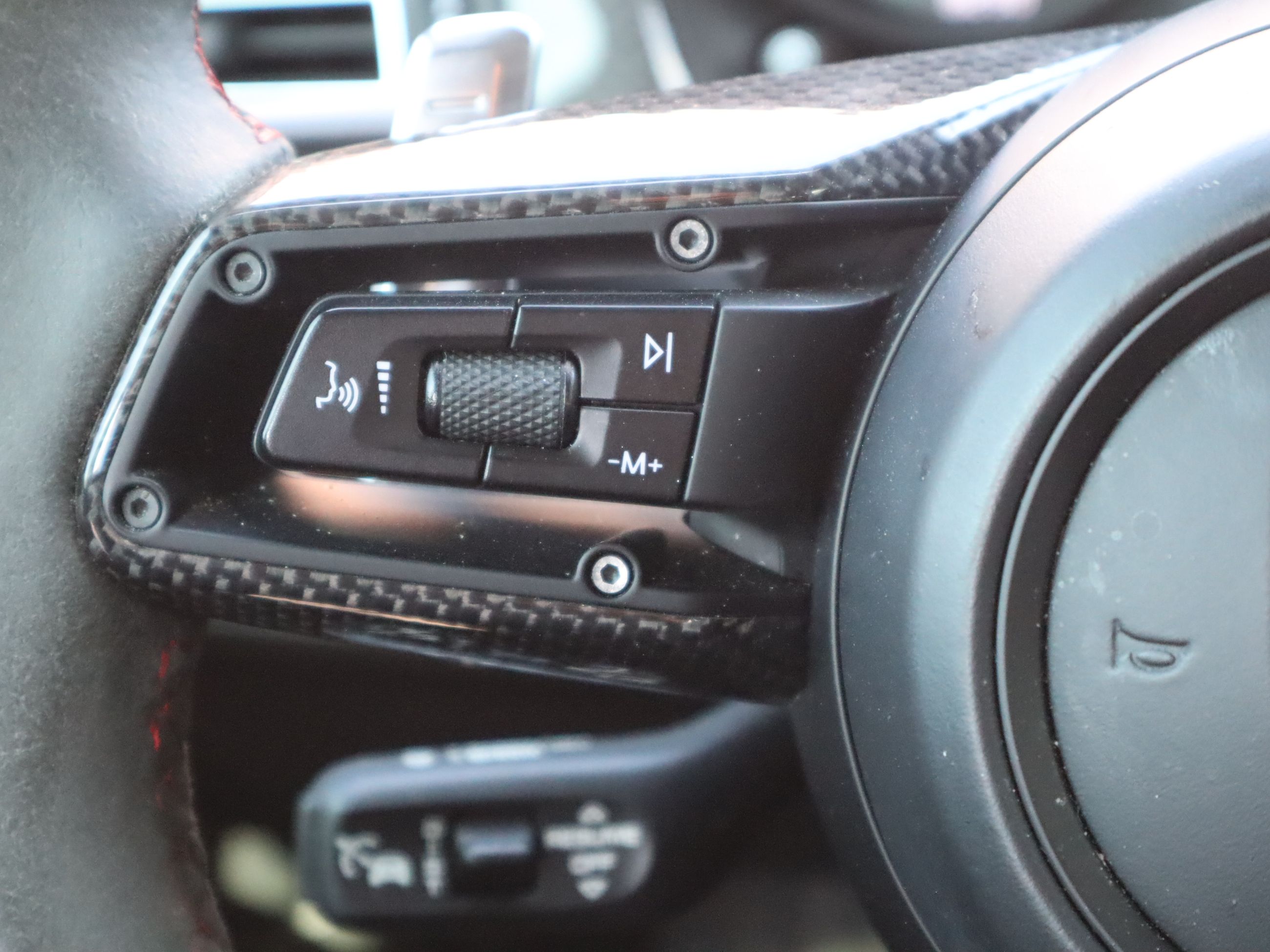 2023 Porsche Macan in Vancouver, British Columbia