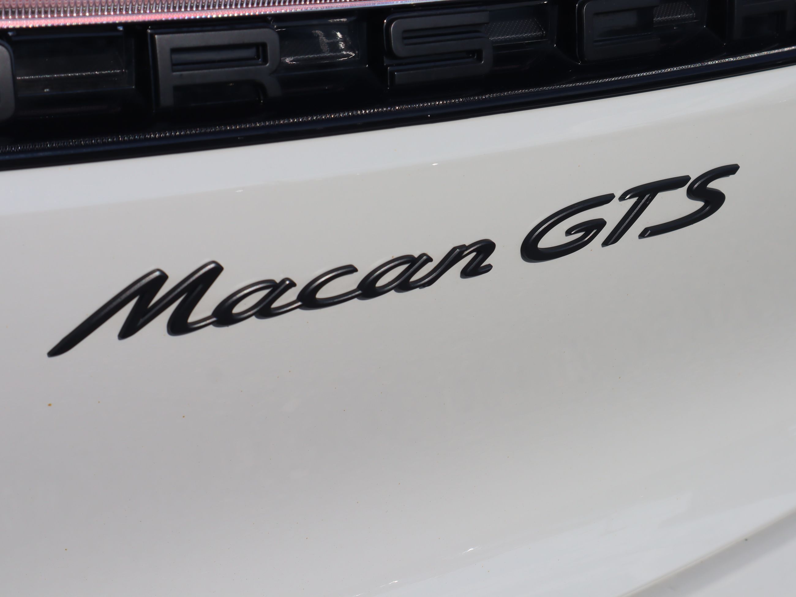 2023 Porsche Macan in Vancouver, British Columbia