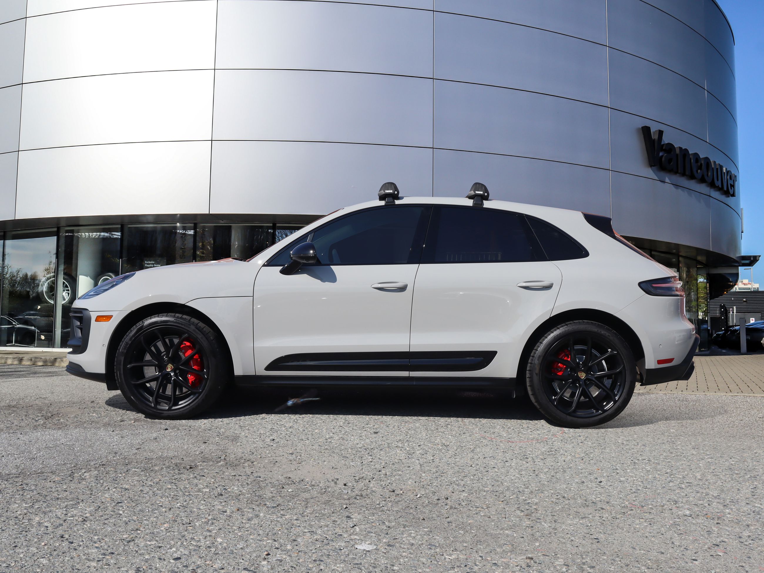 2023 Porsche Macan in Vancouver, British Columbia