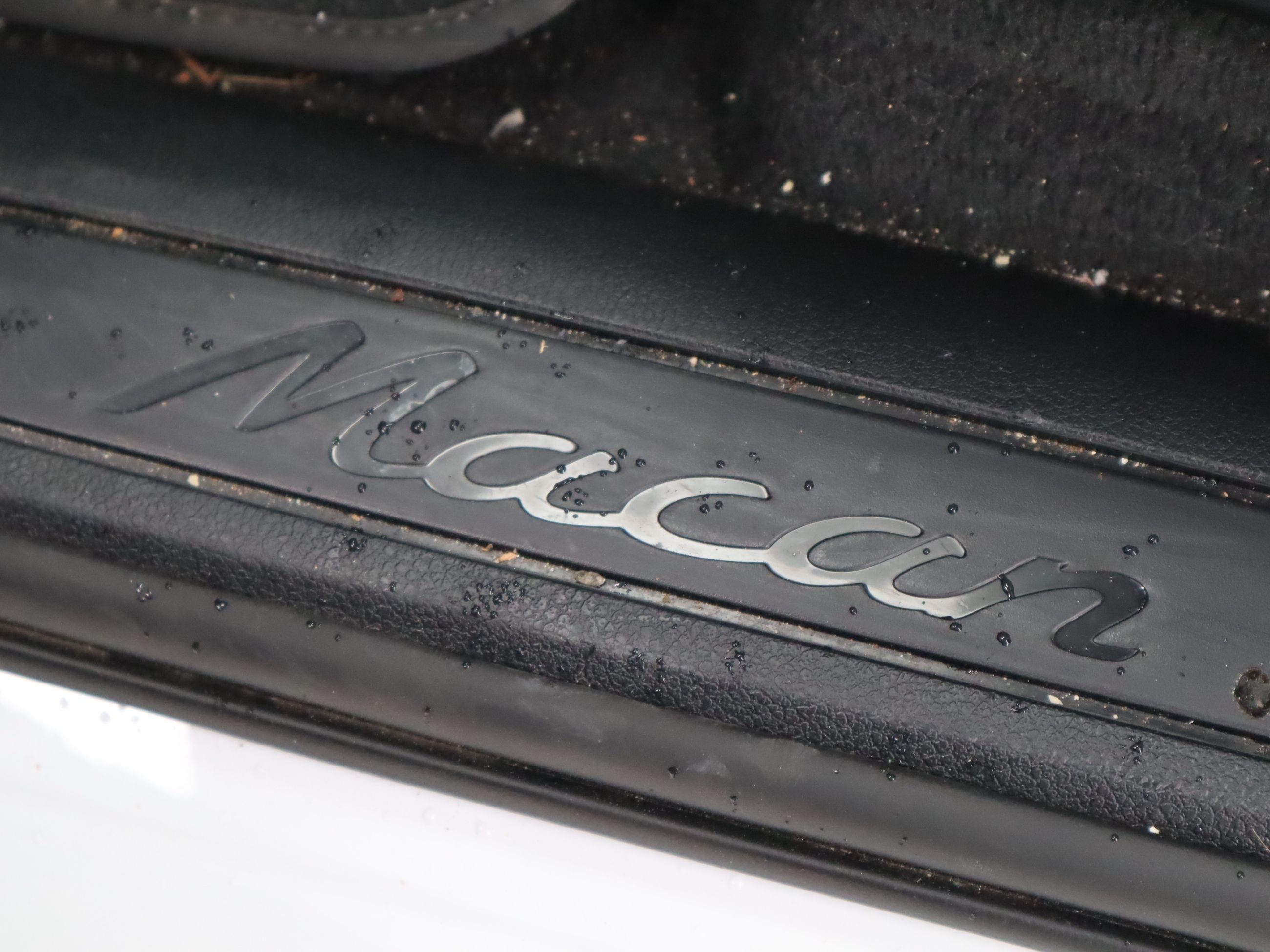 2023 Porsche Macan in Vancouver, British Columbia