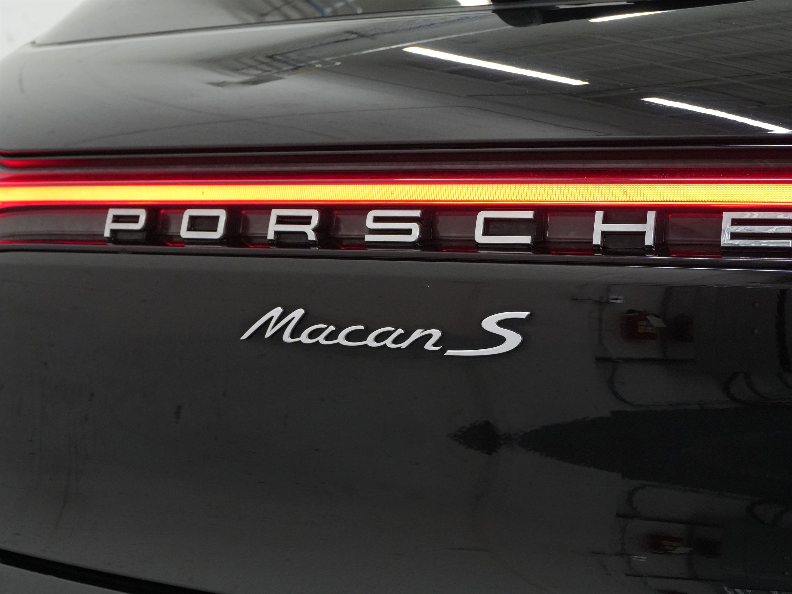 Porsche Macan  2023 à Vancouver, Colombie-Britannique
