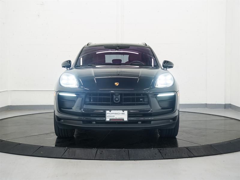 2023 Porsche Macan in Vancouver, British Columbia