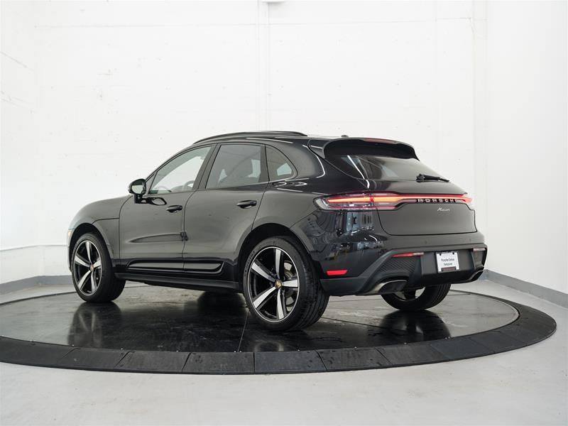 2023 Porsche Macan in Vancouver, British Columbia